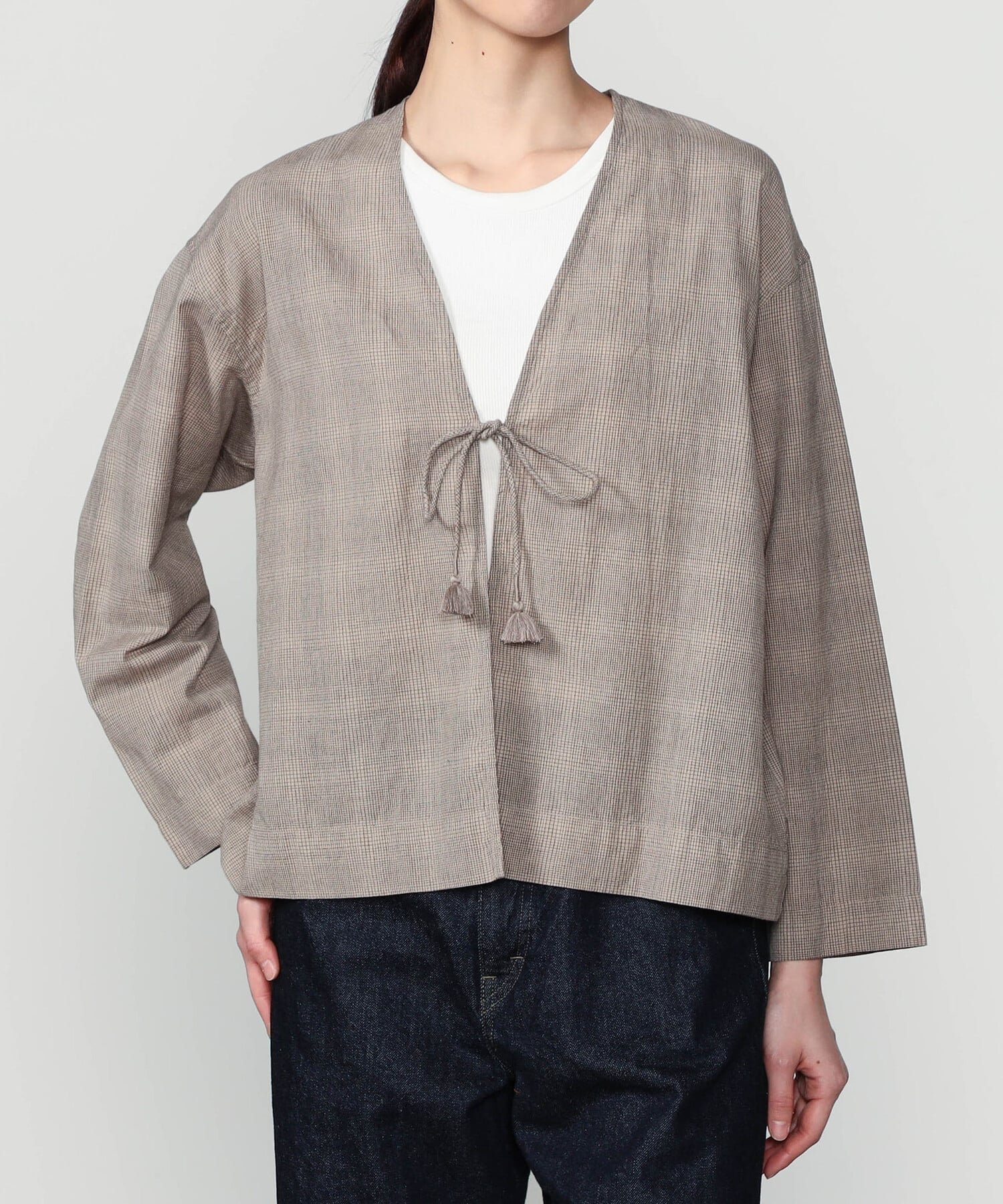 【ビショップ/Bshop】のファインラインチェック カーディガンシャツ WOMEN インテリア・キッズ・メンズ・レディースファッション・服の通販 founy(ファニー) ファッション Fashion レディースファッション Fashion for Women トップス・カットソー Cut & Sew Tops カーディガン・羽織り Layered Style Cardigans シャツ・ブラウス・オフィスカジュアル Elegant Blouses & Button-Ups インド Indian Textile カーディガン Cardigan, Knitwear タッセル Tassel, Fringe チェック Check, Plaid, Tartan フロント Front, Front Design ベーシック Basic, Essential 長袖 Long Sleeve, Full Sleeve BEIGE系1|ID: prp329100004919277 ipo3291000000036903835