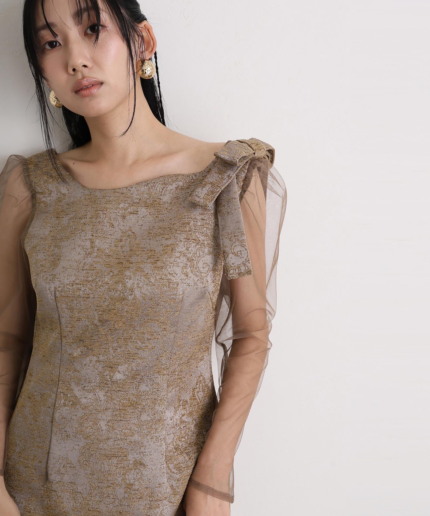 【プールヴー/PourVous】のギャザーチュールトップス インテリア・キッズ・メンズ・レディースファッション・服の通販 founy(ファニー) 　ファッション　Fashion　レディースファッション　Fashion for Women　トップス・カットソー　Cut & Sew Tops　ショルダー　Shoulder, Shoulder Strap　スリーブ　Sleeve, Long Sleeve / Short Sleeve　チュール　Tulip, Tulip Motif　デコルテ　Décolleté, Neckline　リボン　Ribbon, Bow　おすすめ　Recommended / Our Picks　エレガント 上品　Elegant　セレモニー　Ceremony　結婚式　Wedding　二次会　After Party　ブラウン|ID: prp329100004923332 ipo3291000000036942210