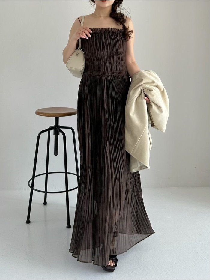 【フレイ アイディー/FRAY I.D】のワッシャーシャーリングキャミワンピース インテリア・キッズ・メンズ・レディースファッション・服の通販 founy(ファニー) https://founy.com/ ファッション Fashion レディースファッション Fashion for Women ワンピース Dresses キャミソールワンピース Camisole Dresses キャミワンピース Cami Dress, Slip Dress シャーリング Shirring, Ruched シンプル Simple, Minimal スマート Smart, Elegant デコルテ Décolleté, Neckline フィット Fit, Slim Fit フェミニン Feminine, Girly フリル Frill, Ruffle ラップ Wrap, Wrap Design 夏 Summer |ID: prp329100004923376 ipo3291000000036942550