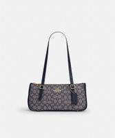 【コーチ/COACH】の【公式】アッシャー ショルダー バッグ・シグネチャー ジャカード 人気、トレンドファッション・服の通販 founy(ファニー) ファッション Fashion レディースファッション Fashion for Women アウトレット Outlet / Clearance シューズ Shoes, Footwear ショルダー Shoulder, Shoulder Strap ジャカード／ジャガード Jacquard, Woven Pattern スマート Smart, Elegant ポケット Pocket, Pocket Detail 財布 Wallet, Purse |ID:prp329100004926038