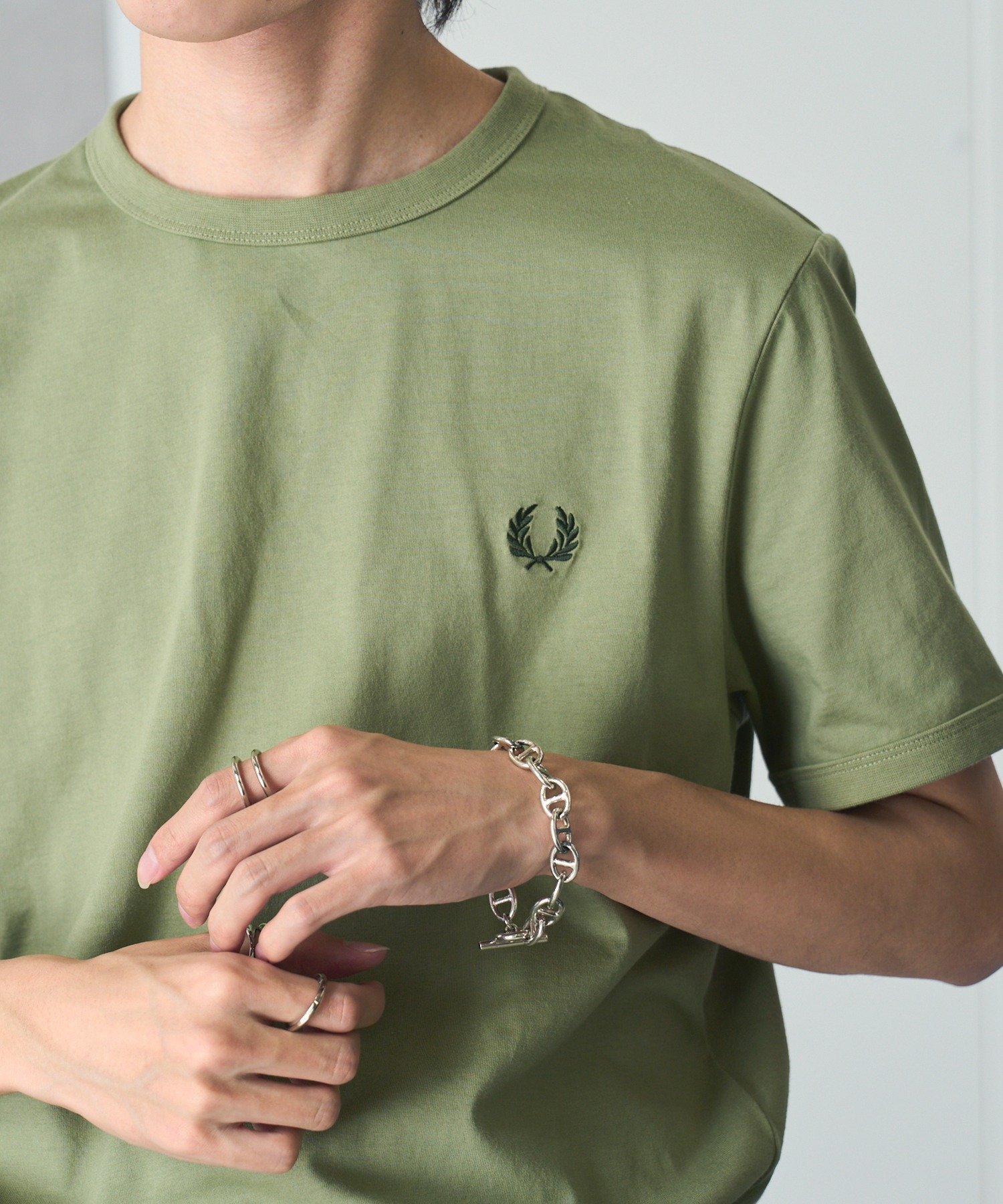【カセットチャート/Cassette Chart】のFRED PERRY/RINGER T-SHIRT M3519 フレッドペリー Tシャツ インテリア・キッズ・メンズ・レディースファッション・服の通販 founy(ファニー) 　ファッション　Fashion　レディースファッション　Fashion for Women　トップス・カットソー　Cut & Sew Tops　シャツ・ブラウス・オフィスカジュアル　Elegant Blouses & Button-Ups　ロングTシャツ・Tシャツ　Longline T-Shirts & Tees　アクセサリー　Fashion Accessories　カーゴパンツ　Cargo Pants, Utility Pants　クラシカル　Classical, Vintage-Inspired　クラシック　Classic, Timeless Style　軽量　Lightweight, Ultra Light　サンダル　Sandals, Summer Shoes　シルバー　Silver, Metallic Silver　シンプル　Simple, Minimal　スタイリッシュ　Stylish, Fashionable　スニーカー　Sneakers, Trainers　スラックス　Slacks, Dress Pants　デニム　Denim, Jeans Material　トレンド　Trend, Trending Now　人気　Popular, Best Seller　ハーフ　Half, Half-Length　フォーマル　Formal, Dressy　ボトム　Bottoms, Lower Wear　ポロシャツ　Polo Shirt, Collared Tee　モッズコート　Mods Coat, Military Parka　ワンポイント　One Point, Statement Accent　再入荷　Restock / Back in Stock　おすすめ　Recommended / Our Picks　エレガント 上品　Elegant　KHK|ID: prp329100004926091 ipo3291000000036963835