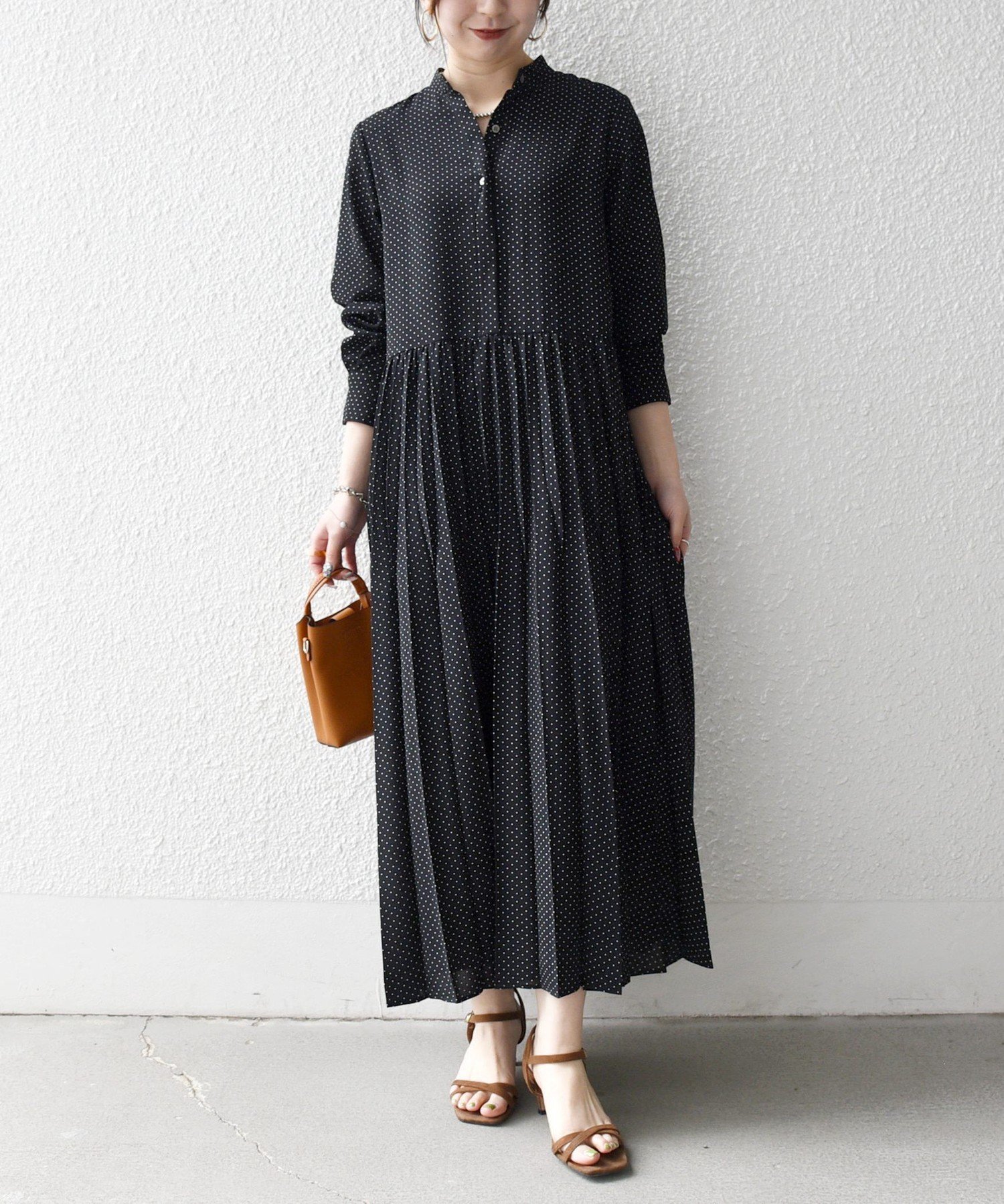 【シップス フォー ウィメン/SHIPS】の《追加 》SHIPS any 手洗い可能 ドット バンドカラー プリーツ ロング ワンピース インテリア・キッズ・メンズ・レディースファッション・服の通販 founy(ファニー) 　ファッション　Fashion　レディースファッション　Fashion for Women　ワンピース　Dresses　洗える　Machine Washable　シアー　Sheer, See-Through　ジャケット　Jacket, Outerwear　スタンド　Stand Collar, Upright Stand　スニーカー　Sneakers, Trainers　トレンド　Trend, Trending Now　ドット　Polka Dot, Dot Pattern　フレア　Flare, Flared　フロント　Front, Front Design　ブルゾン　Blouson, Bomber Jacket　プリント　Print, Printed Pattern　プリーツ　Pleats, Pleated　ロング　Long, Long-Length　2026年　2026　ブラック|ID: prp329100004926199 ipo3291000000036964386