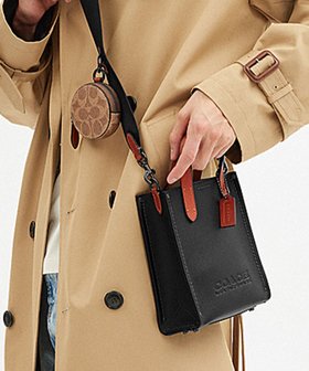 【コーチ/COACH / MEN】の【公式】リレー トート バッグ 17 人気、トレンドファッション・服の通販 founy(ファニー) ファッション Fashion メンズファッション Fashion for Men バッグ Bags クラシック Classic, Timeless Style グラフィック Graphic, Graphic Design ジップ Zip, Zipper ニューヨーク New York, NYC Style プリント Print, Printed Pattern ポケット Pocket, Pocket Detail ポーチ Pouch, Small Case マグネット Magnet, Magnetic Closure ラウンド Round, Round Neck ラップ Wrap, Wrap Design おすすめ Recommended / Our Picks ギフト プレゼント Gift / Present |ID:prp329100004927794