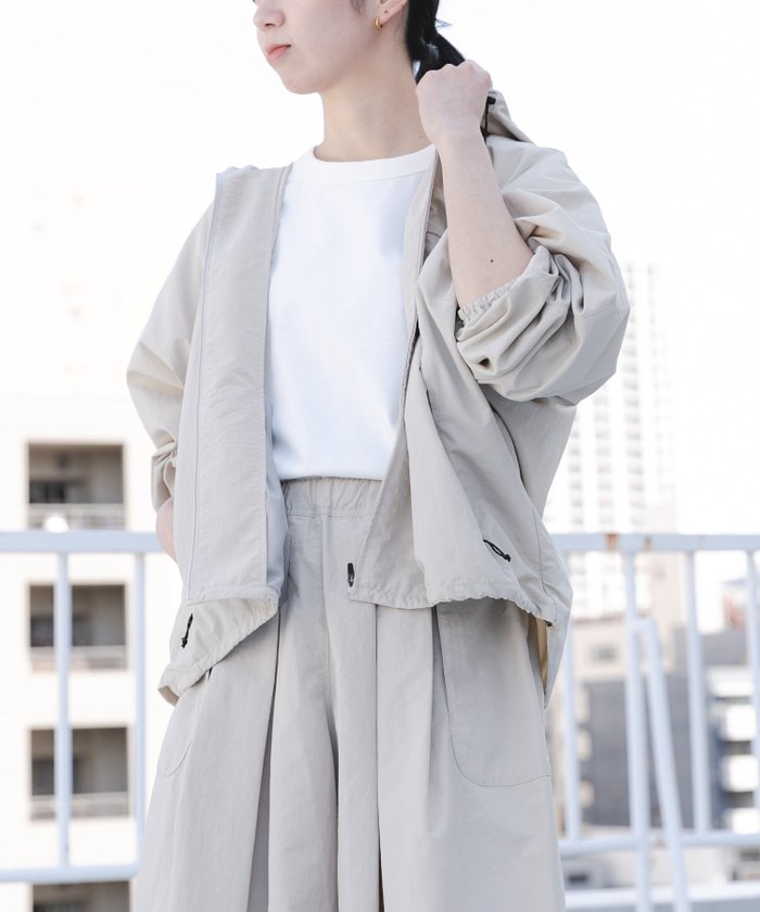 【アーバンリサーチ ドアーズ/URBAN RESEARCH DOORS】の『UR TECH』ナイロンタッサージップパーカー インテリア・キッズ・メンズ・レディースファッション・服の通販 founy(ファニー) https://founy.com/ ファッション Fashion レディースファッション Fashion for Women トップス・カットソー Cut & Sew Tops レディースパーカー・カジュアルフーディー Casual Hoodies & Sweatshirts アウトドア Outdoor Clothing 切替 Switching, Contrast Panel スピンドル Spindle, Drawcord ポケット Pocket, Pocket Detail 防寒 Cold Protection, Winter-Ready メッシュ Mesh, Net Fabric S/S・春夏 SS, Spring/Summer, Warm Season 夏 Summer 2026年 2026 |ID: prp329100004927900 ipo3291000000036978061