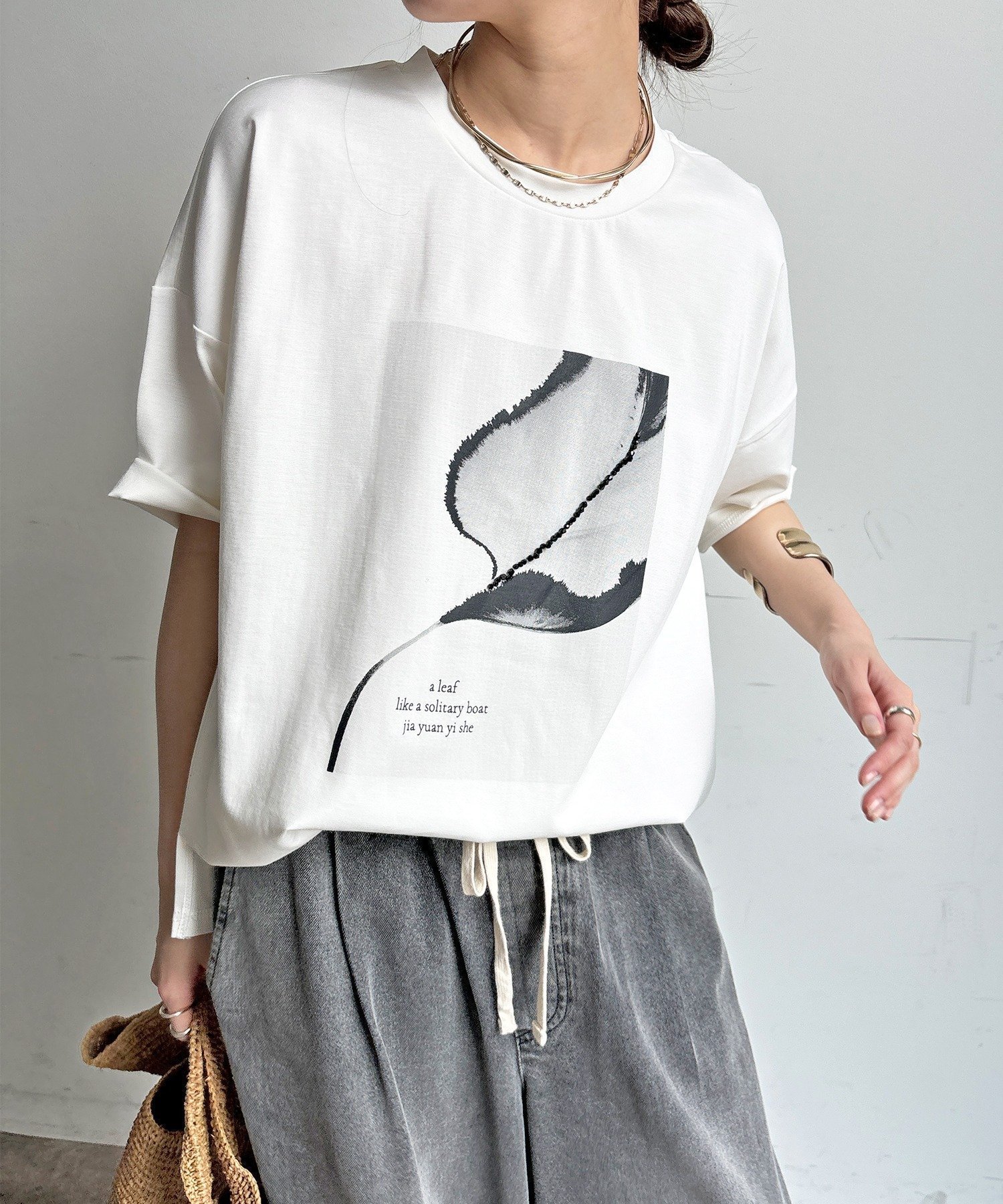 【ドゥドゥ/DouDou】の【WEB限定】ストーンプリントトップス インテリア・キッズ・メンズ・レディースファッション・服の通販 founy(ファニー) 　ファッション　Fashion　レディースファッション　Fashion for Women　トップス・カットソー　Cut & Sew Tops　スマート　Smart, Elegant　ビジュー　Bijou, Jewel-like Accent　フロント　Front, Front Design　プリント　Print, Printed Pattern　S/S・春夏　SS, Spring/Summer, Warm Season　再入荷　Restock / Back in Stock　夏　Summer　2026年　2026　オフホワイト|ID: prp329100004928178 ipo3291000000036980602