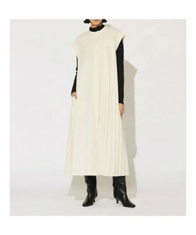 【マーコート/MARcourt】のMIDIUMISOLID for Ladies アシンメトリープリーツノースリーブワンピース 人気、トレンドファッション・服の通販 founy(ファニー) ファッション Fashion レディースファッション Fashion for Women ワンピース Dresses アシンメトリー Asymmetrical Style オケージョン Occasion Wear スリーブ Sleeve, Long Sleeve / Short Sleeve ノースリーブ Sleeveless, No-Sleeve フレンチ French, French Style フロント Front, Front Design プリーツ Pleats, Pleated ポケット Pocket, Pocket Detail エレガント 上品 Elegant 人気 Popular, Best Seller 再入荷 Restock / Back in Stock 春 Spring 無地 Plain, Solid Color |ID:prp329100004928278