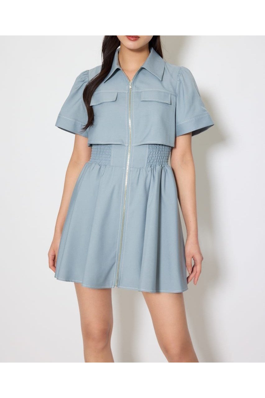 【リエンダ/rienda】の【伝説のバズりワンピ】バストフレアミニワンピース インテリア・キッズ・メンズ・レディースファッション・服の通販 founy(ファニー) 　ファッション　Fashion　レディースファッション　Fashion for Women　ワンピース　Dresses　シャーリング　Shirring, Ruched　ストライプ　Stripe, Striped Pattern　スニーカー　Sneakers, Trainers　ダウン　Down, Puffer　人気　Popular, Best Seller　フラップ　Flap, Flap Pocket　フレア　Flare, Flared　無地　Plain, Solid Color　ロング　Long, Long-Length　L/BLU1|ID: prp329100004932915 ipo3291000000037025781