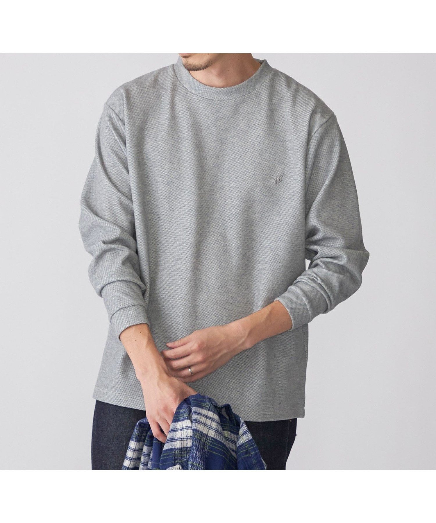 【シップス/SHIPS / MEN】の【WEB限定】SHIPS 抗菌・防臭 ワンポイント ロゴ バーズアイ クルーネック 長袖 Tシャツ インテリア・キッズ・メンズ・レディースファッション・服の通販 founy(ファニー) 　ファッション　Fashion　メンズファッション　Fashion for Men　インナー　Innerwear　クッション　Cushion, Throw Pillow　抗菌　Antibacterial, Bacteria-Resistant　シンプル　Simple, Minimal　スウェット / スエット　Sweatshirt, Sweatwear　スリーブ　Sleeve, Long Sleeve / Short Sleeve　長袖　Long Sleeve, Full Sleeve　バランス　Balance, Style Balance　ロング　Long, Long-Length　ワンポイント　One Point, Statement Accent　ライトグレー|ID: prp329100004933074 ipo3291000000037026961