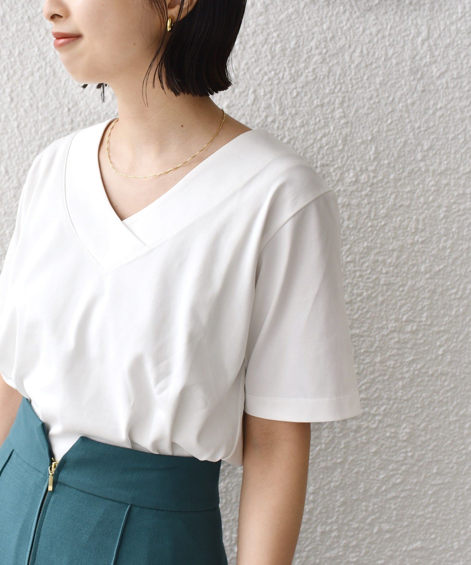 【シップス フォー ウィメン/SHIPS】の【WEB限定】 ネックが選べる2サイズ展開 オーガニックコットン バリエーションネック TEE インテリア・キッズ・メンズ・レディースファッション・服の通販 founy(ファニー) 　ファッション　Fashion　レディースファッション　Fashion for Women　インナー　Innerwear　コンパクト　Compact, Small Size　ベーシック　Basic, Essential　ホワイト系|ID: prp329100004933159 ipo3291000000037027490