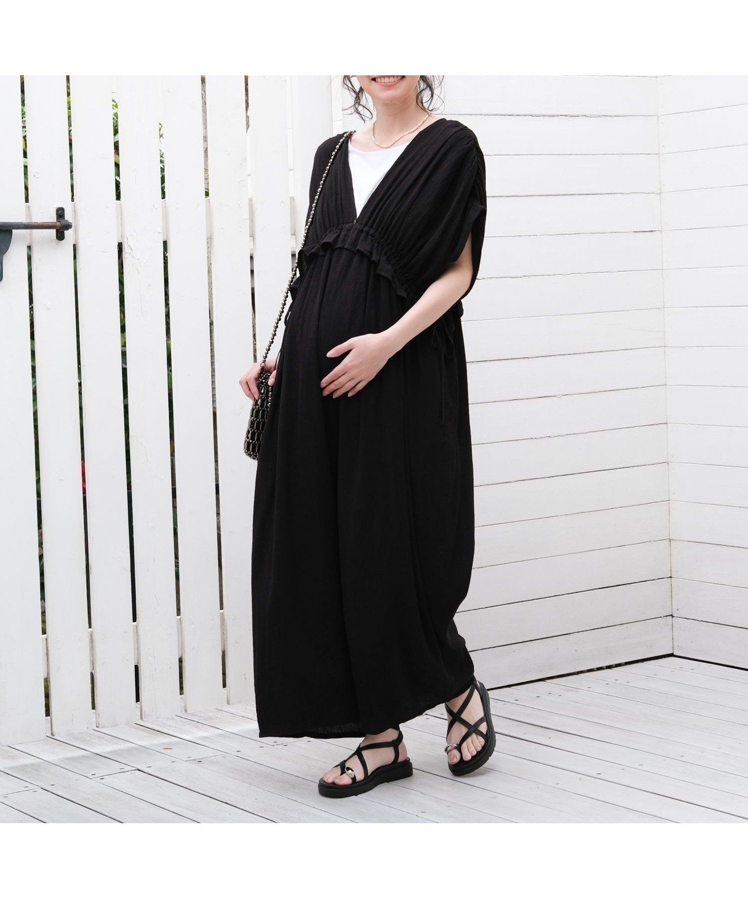 【レプシィム ローリーズファーム/LEPSIM LOWRYS FARM】の【産前・産後対応】マタニティ/ギャザーオールインワン インテリア・キッズ・メンズ・レディースファッション・服の通販 founy(ファニー) 　ファッション　Fashion　キッズファッション　Fashion for Kids　おすすめ　Recommended / Our Picks　ギャザー　Gathered, Ruffled　サンダル　Sandals, Summer Shoes　シャーリング　Shirring, Ruched　フリル　Frill, Ruffle　フロント　Front, Front Design　ブラック09|ID: prp329100004933169 ipo3291000000037027561