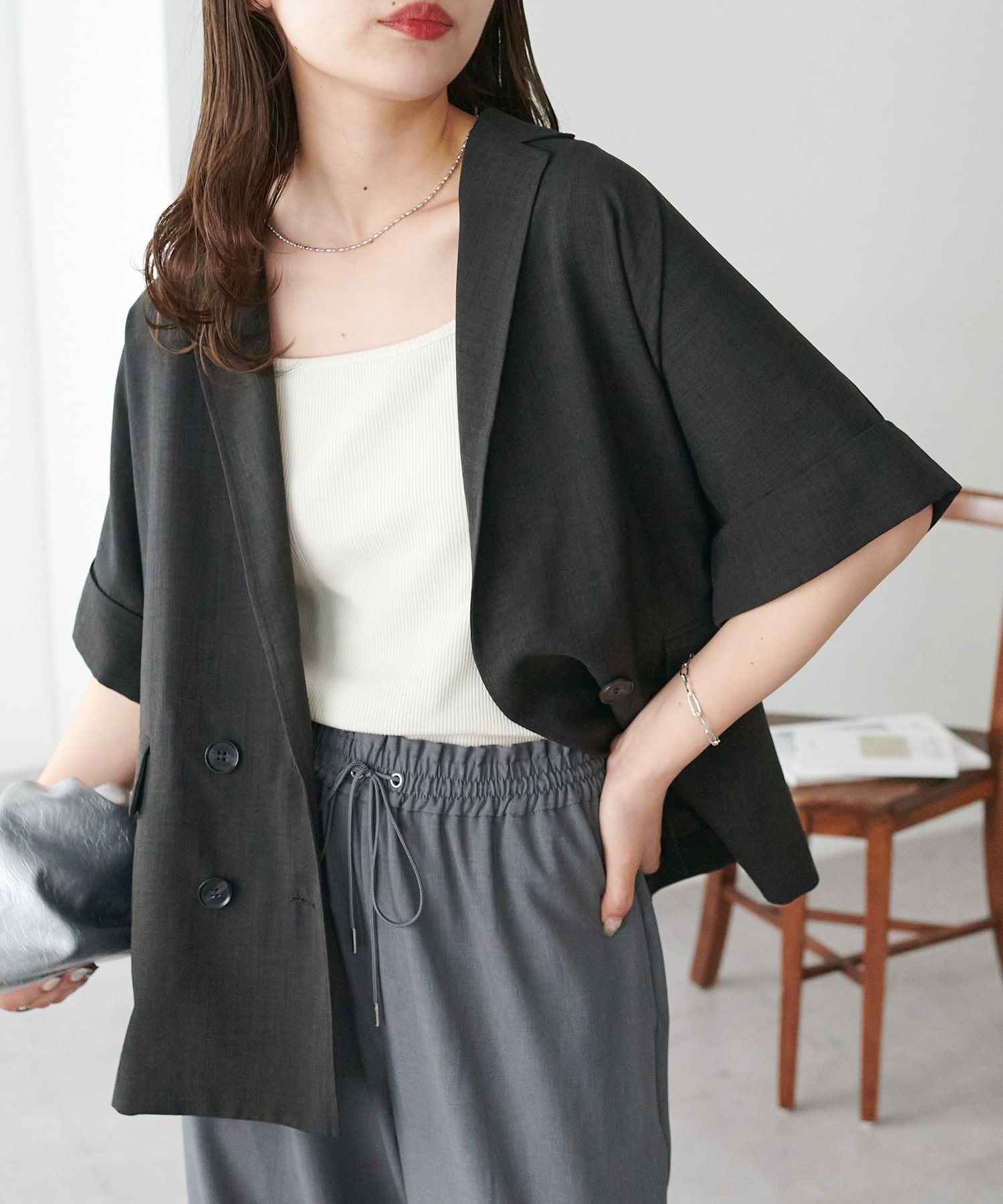 【ディスコート/Discoat】の【新色追加/さらっとした着心地】テックリネン半袖シャツジャケット《WEB限定》 インテリア・キッズ・メンズ・レディースファッション・服の通販 founy(ファニー) 　ファッション　Fashion　レディースファッション　Fashion for Women　アウター　Coat / Outerwear Collection　レディースジャケット・軽アウター　Jackets　キャミソール　Camisole, Spaghetti Strap Top　ジャケット　Jacket, Outerwear　セットアップ　Set-Up, Coordinated Outfit　デニム　Denim, Jeans Material　人気　Popular, Best Seller　半袖　Short Sleeve, Half Sleeve　リネン　Linen, Linen Fabric　おすすめ　Recommended / Our Picks　夏　Summer　チャコールグレー|ID: prp329100004933240 ipo3291000000037028106