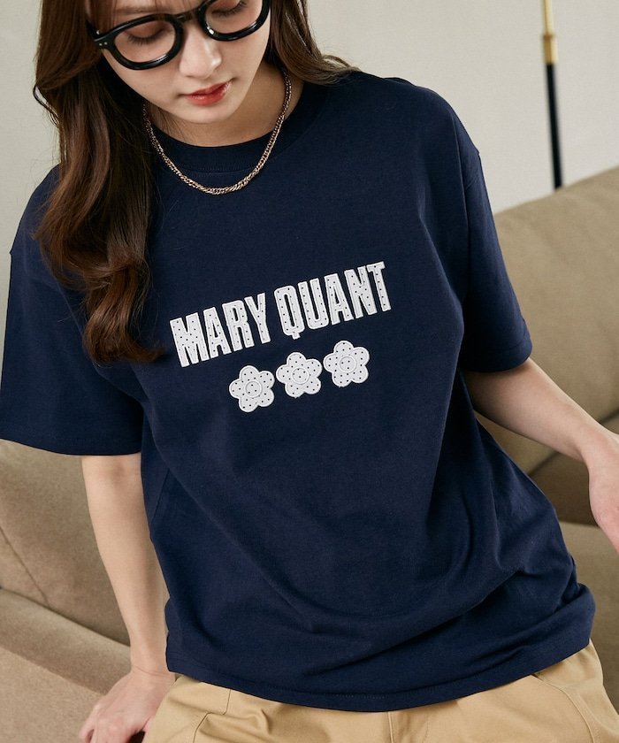 【フリークスストア/FREAK'S STORE】のMARY QUANT × PUBLUX/マリークワント ドット柄 刺繍 ロゴ Tシャツ 限定展開 インテリア・キッズ・メンズ・レディースファッション・服の通販 founy(ファニー) 　ファッション　Fashion　レディースファッション　Fashion for Women　トップス・カットソー　Cut & Sew Tops　シャツ・ブラウス・オフィスカジュアル　Elegant Blouses & Button-Ups　ロングTシャツ・Tシャツ　Longline T-Shirts & Tees　スペシャル　Special, Limited Edition　ドット　Polka Dot, Dot Pattern　フラワー　Flower, Floral　フロント　Front, Front Design　ミニスカート　Mini Skirt, Short Skirt　モチーフ　Motif, Design Theme　リアル　Real, Realistic　S/S・春夏　SS, Spring/Summer, Warm Season　おすすめ　Recommended / Our Picks　夏　Summer　2026年　2026　ネイビー|ID: prp329100004933244 ipo3291000000037045117