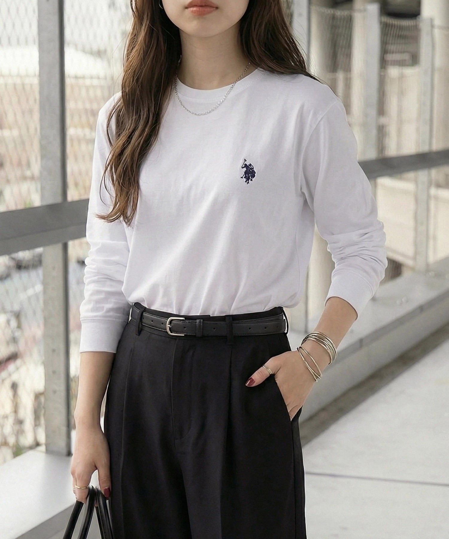 【セットアップセブン/SETUP7】のU.S. POLO ASSN./クラシカルポニー ワンポイントロゴ ロンTシャツ インテリア・キッズ・メンズ・レディースファッション・服の通販 founy(ファニー) 　ファッション　Fashion　レディースファッション　Fashion for Women　トップス・カットソー　Cut & Sew Tops　シャツ・ブラウス・オフィスカジュアル　Elegant Blouses & Button-Ups　ロングTシャツ・Tシャツ　Longline T-Shirts & Tees　厚底　Platform Shoes　カーゴパンツ　Cargo Pants, Utility Pants　スニーカー　Sneakers, Trainers　スポーツ　Sports, Activewear　スリーブ　Sleeve, Long Sleeve / Short Sleeve　ダウン　Down, Puffer　デニム　Denim, Jeans Material　トレンド　Trend, Trending Now　定番　Standard, Basic Item　人気　Popular, Best Seller　長袖　Long Sleeve, Full Sleeve　ベーシック　Basic, Essential　ムートン　Shearling, Mouton　ロング　Long, Long-Length　ワイド　Wide, Wide Fit　ワンポイント　One Point, Statement Accent　再入荷　Restock / Back in Stock　おすすめ　Recommended / Our Picks　WHT|ID: prp329100004933319 ipo3291000000037028900