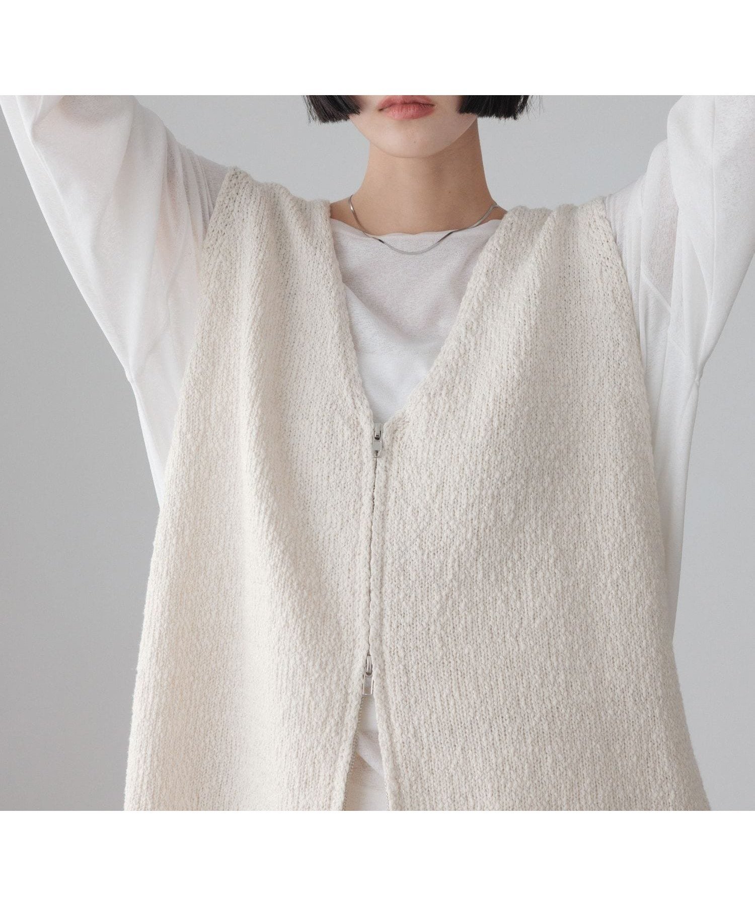 【ローリーズファーム/LOWRYS FARM】のラメスラブZIPベスト インテリア・キッズ・メンズ・レディースファッション・服の通販 founy(ファニー) 　ファッション　Fashion　レディースファッション　Fashion for Women　アウター　Coat / Outerwear Collection　トップス・カットソー　Cut & Sew Tops　ベスト&ジレ / 重ね着スタイル　Vests & Gilets　ベスト　Vest, Waistcoat　アイボリー08|ID: prp329100004933340 ipo3291000000037029046