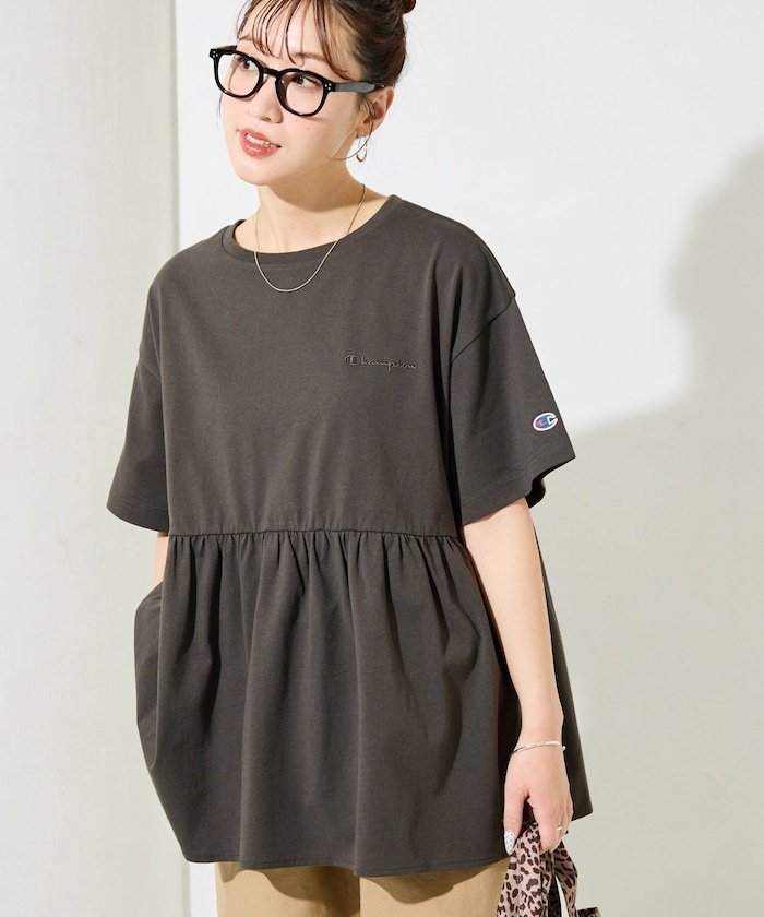 【フリークスストア/FREAK'S STORE】の限定展開 別注ギャザー切り替えチュニック Champion チャンピオン 限定 インテリア・キッズ・メンズ・レディースファッション・服の通販 founy(ファニー) 　ファッション　Fashion　レディースファッション　Fashion for Women　トップス・カットソー　Cut & Sew Tops　2026年　2026　ギャザー　Gathered, Ruffled　スペシャル　Special, Limited Edition　チュニック　Tunic, Long Top　ボトム　Bottoms, Lower Wear　人気　Popular, Best Seller　切替　Switching, Contrast Panel　別注　Limited Edition, Custom Order　夏　Summer　S/S・春夏　SS, Spring/Summer, Warm Season　ブラック|ID: prp329100004933348 ipo3291000000037029109