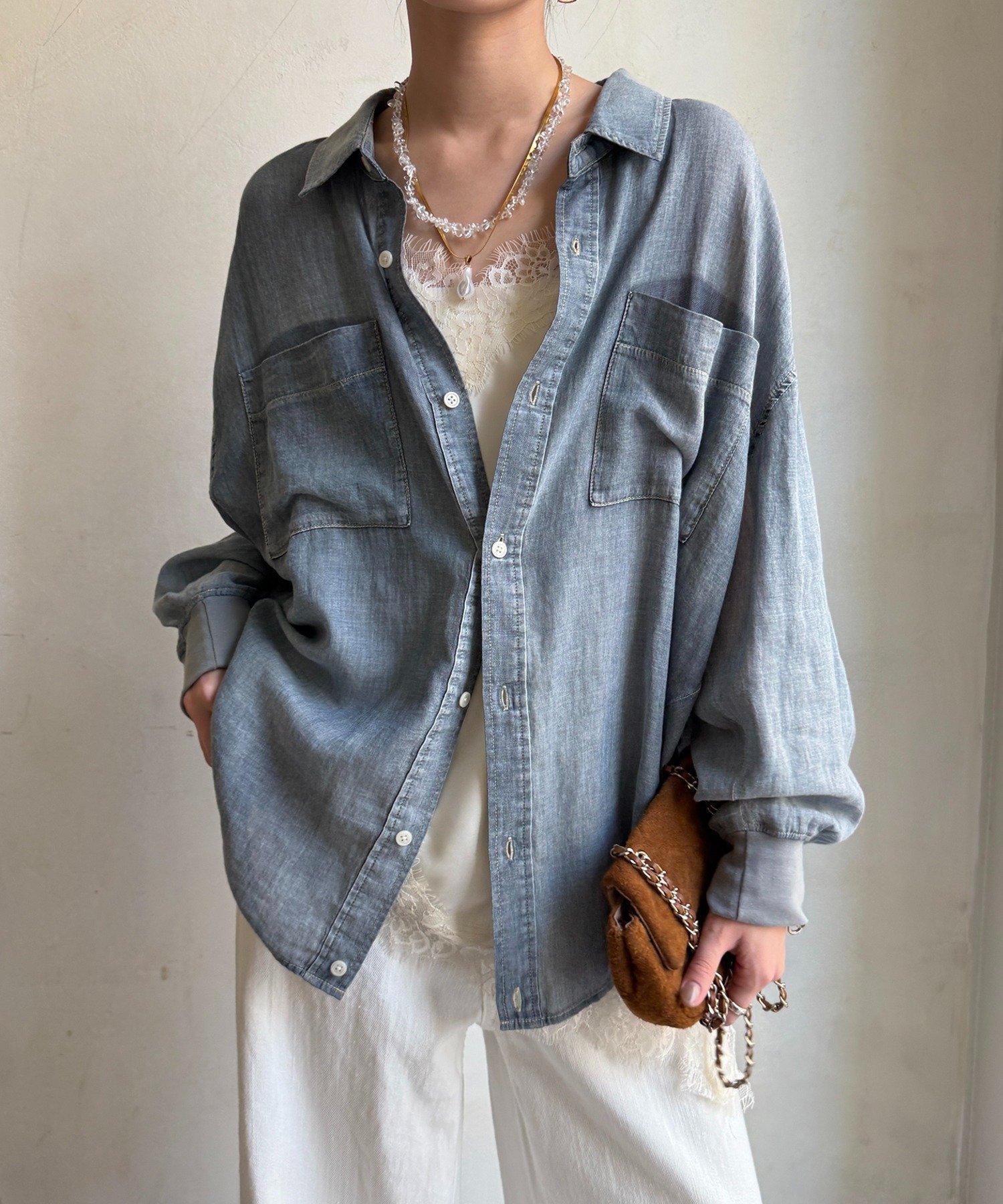 【ドゥドゥ/DouDou】の袖リブシアーデニムシャツ 人気、トレンドファッション・服の通販 founy(ファニー) 　ファッション　Fashion　レディースファッション　Fashion for Women　トップス・カットソー　Cut & Sew Tops　シャツ・ブラウス・オフィスカジュアル　Elegant Blouses & Button-Ups　シアー　Sheer, See-Through　スマート　Smart, Elegant　デニム　Denim, Jeans Material　S/S・春夏　SS, Spring/Summer, Warm Season　再入荷　Restock / Back in Stock　夏　Summer　2026年　2026　 other-1|ID: prp329100004933365 ipo3291000000037029271