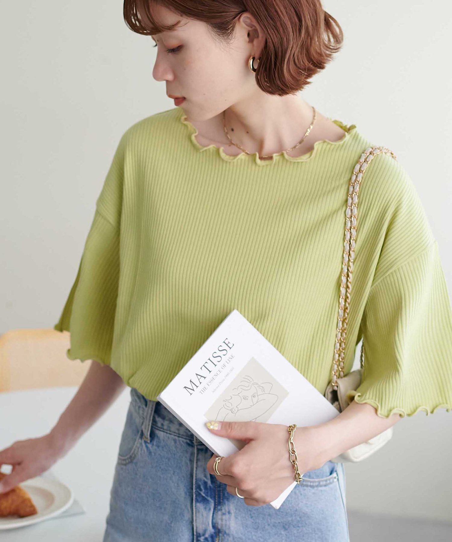 【ディスコート/Discoat】の【二の腕カバーにも◎】リブメローフレア5分袖≪WEB限定≫ インテリア・キッズ・メンズ・レディースファッション・服の通販 founy(ファニー) 　ファッション　Fashion　レディースファッション　Fashion for Women　トップス・カットソー　Cut & Sew Tops　シンプル　Simple, Minimal　パターン　Pattern, Design Print　フリル　Frill, Ruffle　ボーダー　Border, Stripe　無地　Plain, Solid Color　ライムグリーン|ID: prp329100004933369 ipo3291000000037029321