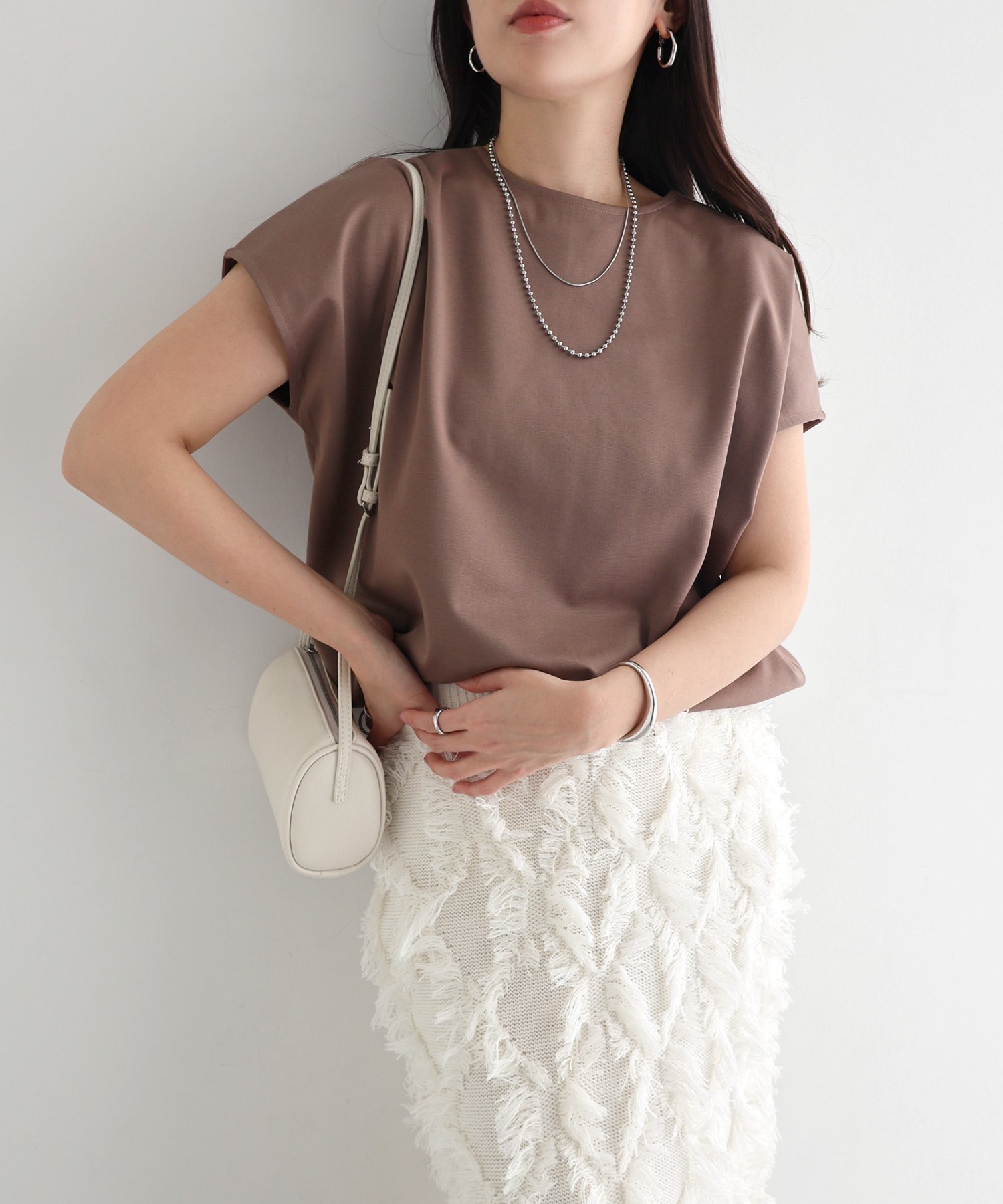 【アンドミー/andme】のきれいめ ポンチ 2way トップス インテリア・キッズ・メンズ・レディースファッション・服の通販 founy(ファニー) 　ファッション　Fashion　レディースファッション　Fashion for Women　トップス・カットソー　Cut & Sew Tops　インナー　Innerwear　カットソー　Cut and Sewn Top　キャミ　Camisole, Cami Top　サロペット　Overalls, Salopette　ジップ　Zip, Zipper　スキッパー　Skipper, Open Collar　スリーブ　Sleeve, Long Sleeve / Short Sleeve　人気　Popular, Best Seller　長袖　Long Sleeve, Full Sleeve　フレンチ　French, French Style　ヘムライン　Hemline, Bottom Cut　おすすめ　Recommended / Our Picks　グレージュ|ID: prp329100004933386 ipo3291000000037029438