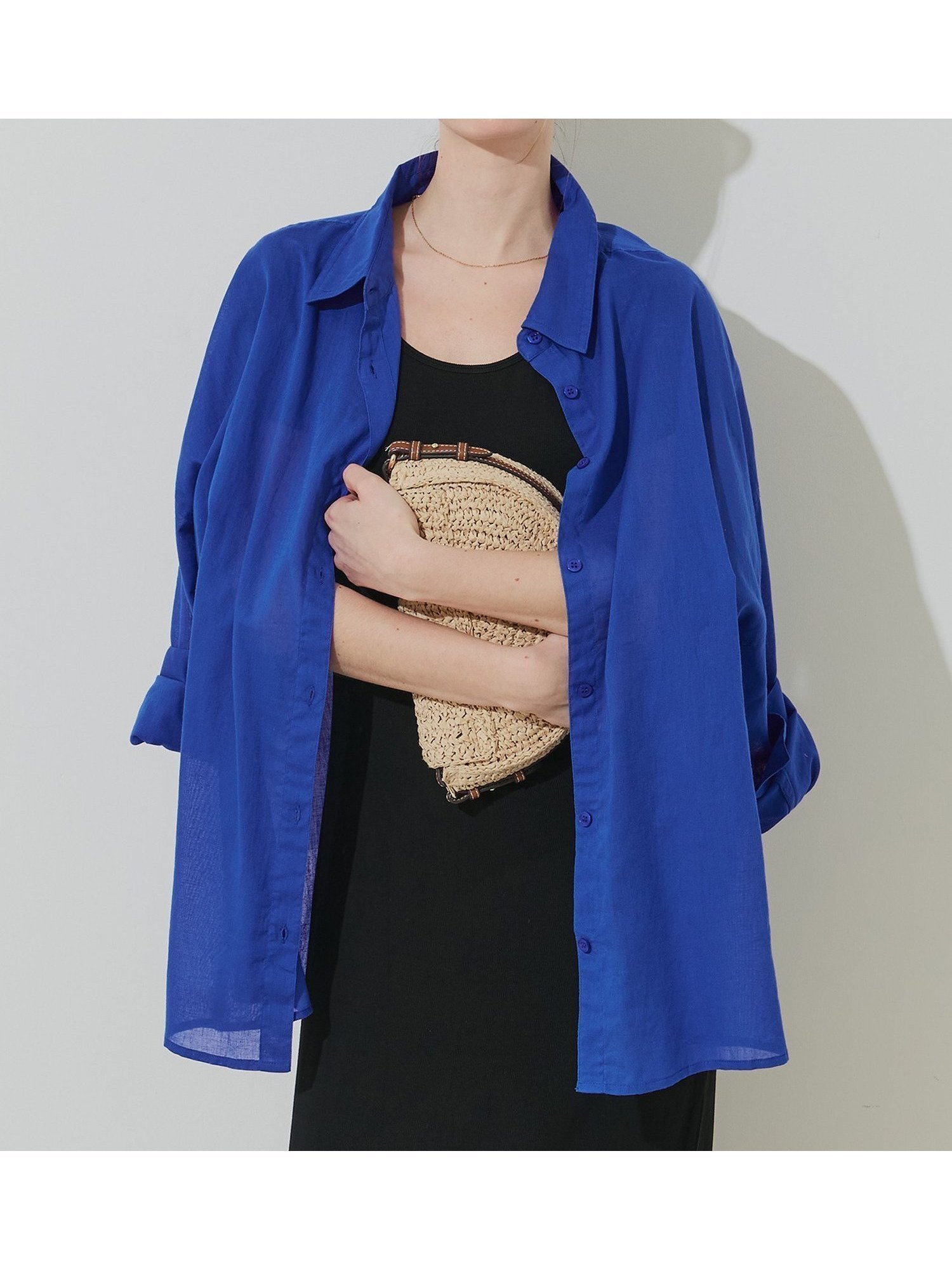 【コカ/COCA】のガーゼシャツ インテリア・キッズ・メンズ・レディースファッション・服の通販 founy(ファニー) 　ファッション　Fashion　レディースファッション　Fashion for Women　トップス・カットソー　Cut & Sew Tops　シャツ・ブラウス・オフィスカジュアル　Elegant Blouses & Button-Ups　インド　Indian Textile　春　Spring　キャミソール　Camisole, Spaghetti Strap Top　軽量　Lightweight, Ultra Light　シアー　Sheer, See-Through　シンプル　Simple, Minimal　タンク　Tank Top, Sleeveless Top　なめらか　Smooth, Silky Texture　長袖　Long Sleeve, Full Sleeve　ポケット　Pocket, Pocket Detail　羽織　Haori, Light Jacket　無地　Plain, Solid Color　おすすめ　Recommended / Our Picks　夏　Summer　エレガント 上品　Elegant　2026年　2026　Blue|ID: prp329100004933392 ipo3291000000037029476