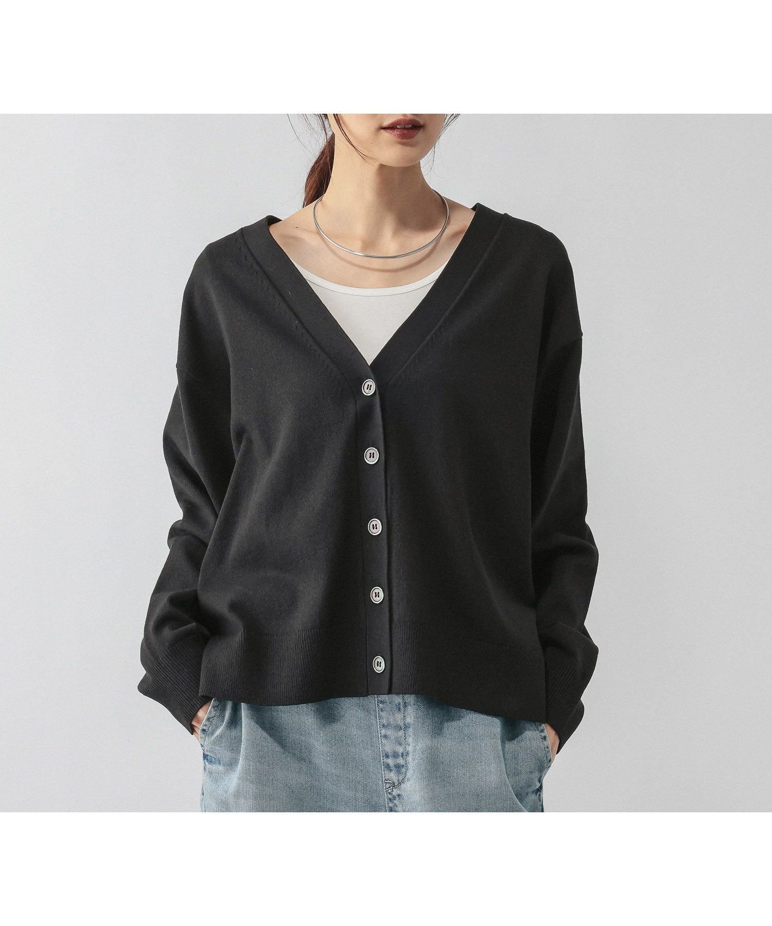 【グローバルワーク/GLOBAL WORK】のドライタッチVネックカーディガン長袖/634143 インテリア・キッズ・メンズ・レディースファッション・服の通販 founy(ファニー) 　ファッション　Fashion　レディースファッション　Fashion for Women　トップス・カットソー　Cut & Sew Tops　カーディガン・羽織り　Layered Style Cardigans　Vネックトップス　V-Neck Tops / V-Cut Neckline Shirts　おすすめ　Recommended / Our Picks　アンサンブル　Ensemble Set　カーディガン　Cardigan, Knitwear　ビジネス 仕事 通勤　Business / Work / Commuting　春　Spring　秋　Autumn　羽織　Haori, Light Jacket　長袖　Long Sleeve, Full Sleeve　ブラック09|ID: prp329100004933394 ipo3291000000037029483