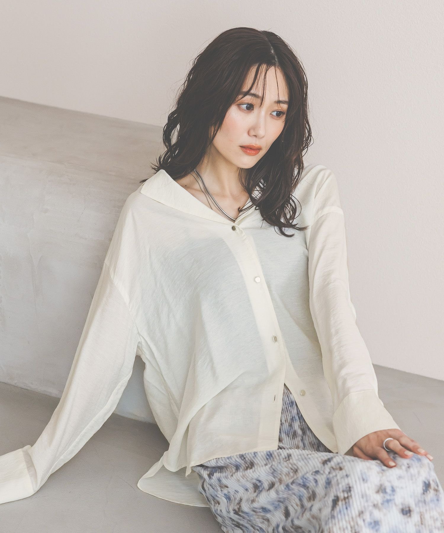 【グローバルワーク/GLOBAL WORK】のシャツジャケット/650198 インテリア・キッズ・メンズ・レディースファッション・服の通販 founy(ファニー) 　ファッション　Fashion　レディースファッション　Fashion for Women　アウター　Coat / Outerwear Collection　レディースジャケット・軽アウター　Jackets　おすすめ　Recommended / Our Picks　サマー　Summer, Summer Style　シアー　Sheer, See-Through　ジャケット　Jacket, Outerwear　スプリング　Spring, Spring Collection　フレア　Flare, Flared　ボトム　Bottoms, Lower Wear　メタル　Metal, Metal Parts　エレガント 上品　Elegant　人気　Popular, Best Seller　ビジネス 仕事 通勤　Business / Work / Commuting　夏　Summer　春　Spring　羽織　Haori, Light Jacket　軽量　Lightweight, Ultra Light　オフホワイト05|ID: prp329100004933398 ipo3291000000037029504