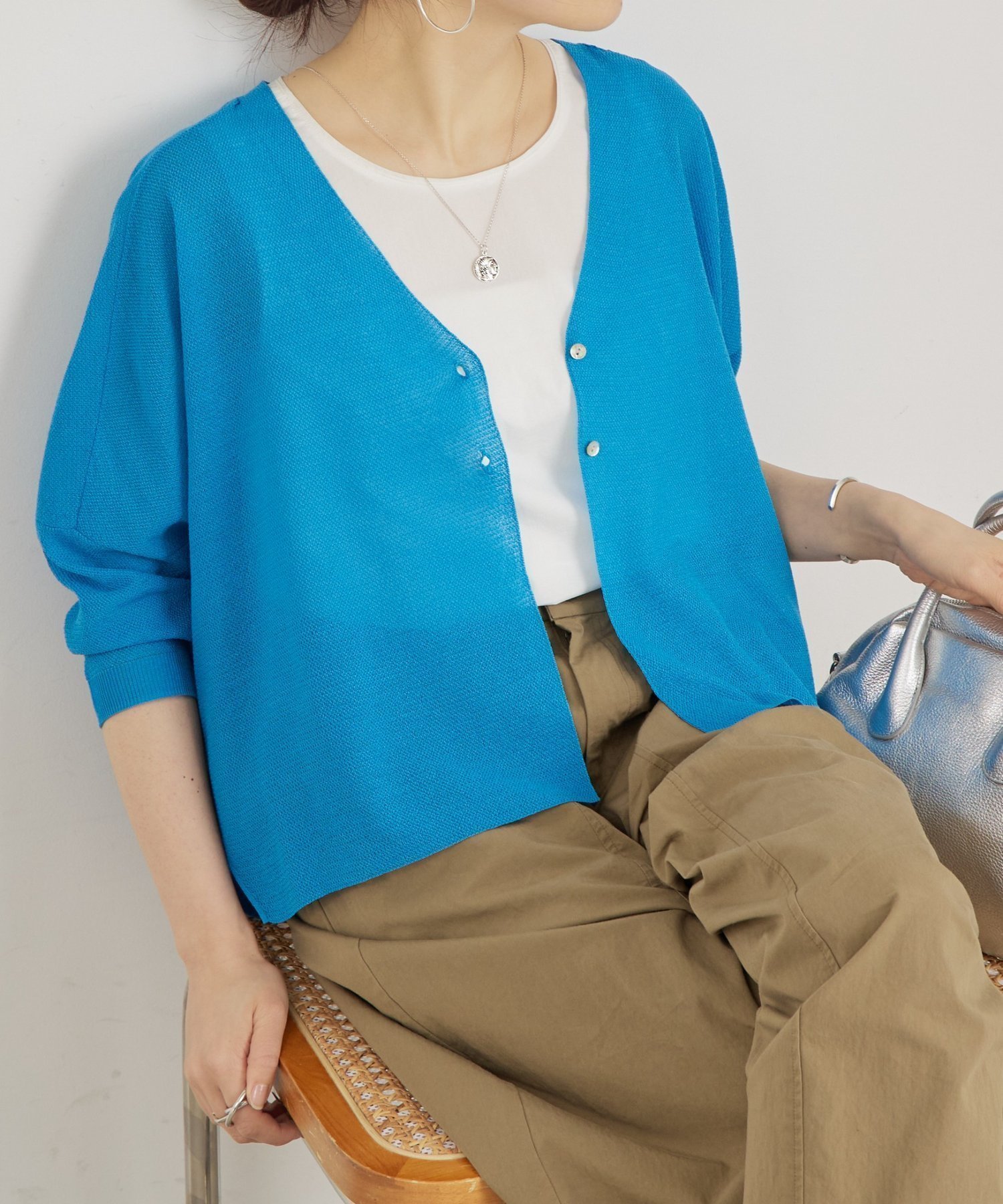 【ビアズリー/BEARDSLEY】のシアーサラッとカーディガン インテリア・キッズ・メンズ・レディースファッション・服の通販 founy(ファニー) 　ファッション　Fashion　レディースファッション　Fashion for Women　トップス・カットソー　Cut & Sew Tops　カーディガン・羽織り　Layered Style Cardigans　アクリル　Acrylic Material　カーディガン　Cardigan, Knitwear　コンパクト　Compact, Small Size　鹿の子　Piqué, Kanoko Fabric　シンプル　Simple, Minimal　バランス　Balance, Style Balance　半袖　Short Sleeve, Half Sleeve　リラックス　Relax, Relaxed Fit　ワイド　Wide, Wide Fit　再入荷　Restock / Back in Stock　ブルー|ID: prp329100004933400 ipo3291000000037029516