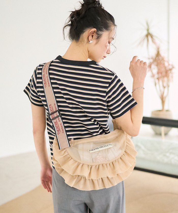 【フリークスストア/FREAK'S STORE】の新色追加 THEATRE PRODUCTS 別注 メッシュ フリル ラウンド ショルダーバッグ/メッシュバッグ 全5色 インテリア・キッズ・メンズ・レディースファッション・服の通販 founy(ファニー) 　ファッション　Fashion　レディースファッション　Fashion for Women　ウォレット　Wallet　スペシャル　Special, Limited Edition　バランス　Balance, Style Balance　フリル　Frill, Ruffle　ポーチ　Pouch, Small Case　別注　Limited Edition, Custom Order　メッシュ　Mesh, Net Fabric　ラウンド　Round, Round Neck　S/S・春夏　SS, Spring/Summer, Warm Season　おすすめ　Recommended / Our Picks　夏　Summer　2026年　2026　ベージュ|ID: prp329100004933431 ipo3291000000037029660