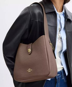 【コーチ/COACH】の【公式】ハドリー コンバーチブル クロスボディ バッグ 人気、トレンドファッション・服の通販 founy(ファニー) ファッション Fashion レディースファッション Fashion for Women バッグ Bags シューズ Shoes, Footwear ラップ Wrap, Wrap Design 財布 Wallet, Purse |ID:prp329100004933438