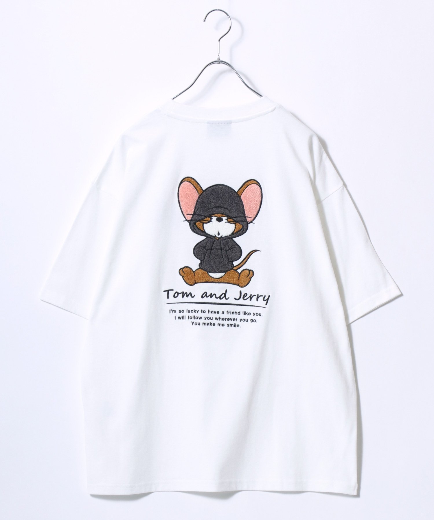 【マルカワ/MARUKAWA】のTom and Jerry トムとジェリー Tシャツ メンズ オーバーサイズ ワンポイント サガラ刺繍 半袖 ティーシャツ レディース ユニセックス インテリア・キッズ・メンズ・レディースファッション・服の通販 founy(ファニー) 　ファッション　Fashion　レディースファッション　Fashion for Women　トップス・カットソー　Cut & Sew Tops　シャツ・ブラウス・オフィスカジュアル　Elegant Blouses & Button-Ups　ロングTシャツ・Tシャツ　Longline T-Shirts & Tees　インナー　Innerwear　カーゴパンツ　Cargo Pants, Utility Pants　カーディガン　Cardigan, Knitwear　キャップ　Cap, Baseball Cap　コンビ　Combo, Combination Style　サロペット　Overalls, Salopette　シアー　Sheer, See-Through　シフォン　Chiffon, Lightweight Fabric　ショルダー　Shoulder, Shoulder Strap　シンプル　Simple, Minimal　ジャケット　Jacket, Outerwear　ジーンズ　Jeans, Denim Pants　スニーカー　Sneakers, Trainers　スポーツ　Sports, Activewear　ダメージ　Distressed, Destroyed　チュール　Tulip, Tulip Motif　ツイード　Twill, Twill Weave　デニム　Denim, Jeans Material　トレンド　Trend, Trending Now　ネコ　Cat, Feline Motif　パーカー　Hoodie, Parka　ビッグ　Big, Oversized　ビンテージ　Vintage, Retro Style　フロント　Front, Front Design　ブルゾン　Blouson, Bomber Jacket　ホワイト系その他3|ID: prp329100004933491 ipo3291000000037029971