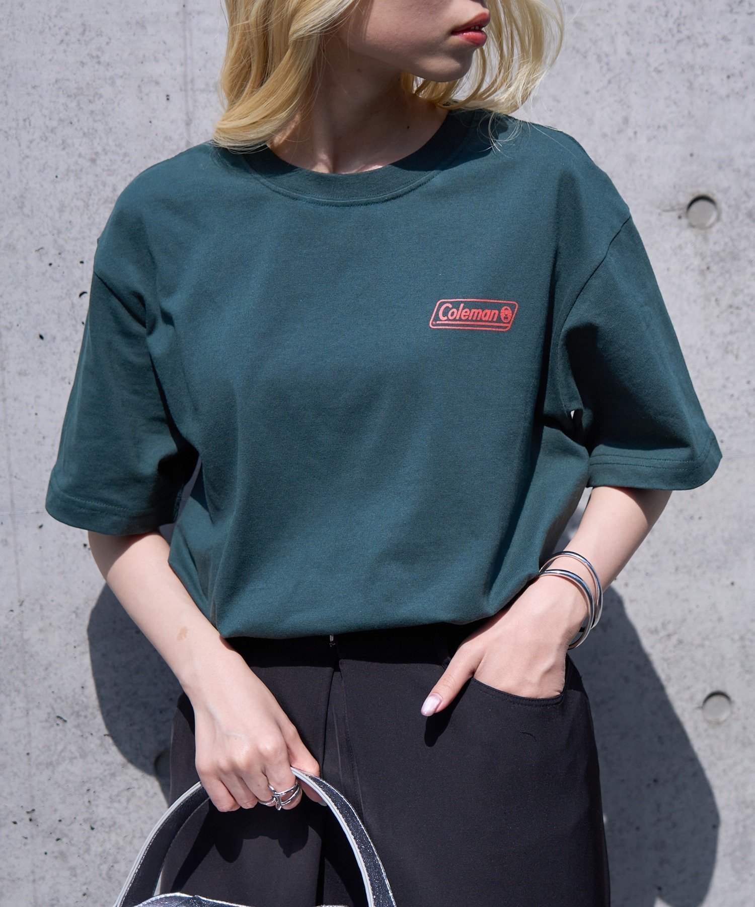 【セットアップセブン/SETUP7】のColeman/コールマン クラシックロゴ半袖Tシャツ インテリア・キッズ・メンズ・レディースファッション・服の通販 founy(ファニー) 　ファッション　Fashion　レディースファッション　Fashion for Women　トップス・カットソー　Cut & Sew Tops　シャツ・ブラウス・オフィスカジュアル　Elegant Blouses & Button-Ups　ロングTシャツ・Tシャツ　Longline T-Shirts & Tees　アウトドア　Outdoor Clothing　厚底　Platform Shoes　カーゴパンツ　Cargo Pants, Utility Pants　クラシック　Classic, Timeless Style　サングラス　Sunglasses, Shades　シューズ　Shoes, Footwear　シンプル　Simple, Minimal　スニーカー　Sneakers, Trainers　デニム　Denim, Jeans Material　トレンド　Trend, Trending Now　定番　Standard, Basic Item　人気　Popular, Best Seller　ハーフ　Half, Half-Length　半袖　Short Sleeve, Half Sleeve　ワンポイント　One Point, Statement Accent　再入荷　Restock / Back in Stock　スマホショルダーバッグ　Smartphone Shoulder Bag　GRN|ID: prp329100004933495 ipo3291000000037029988