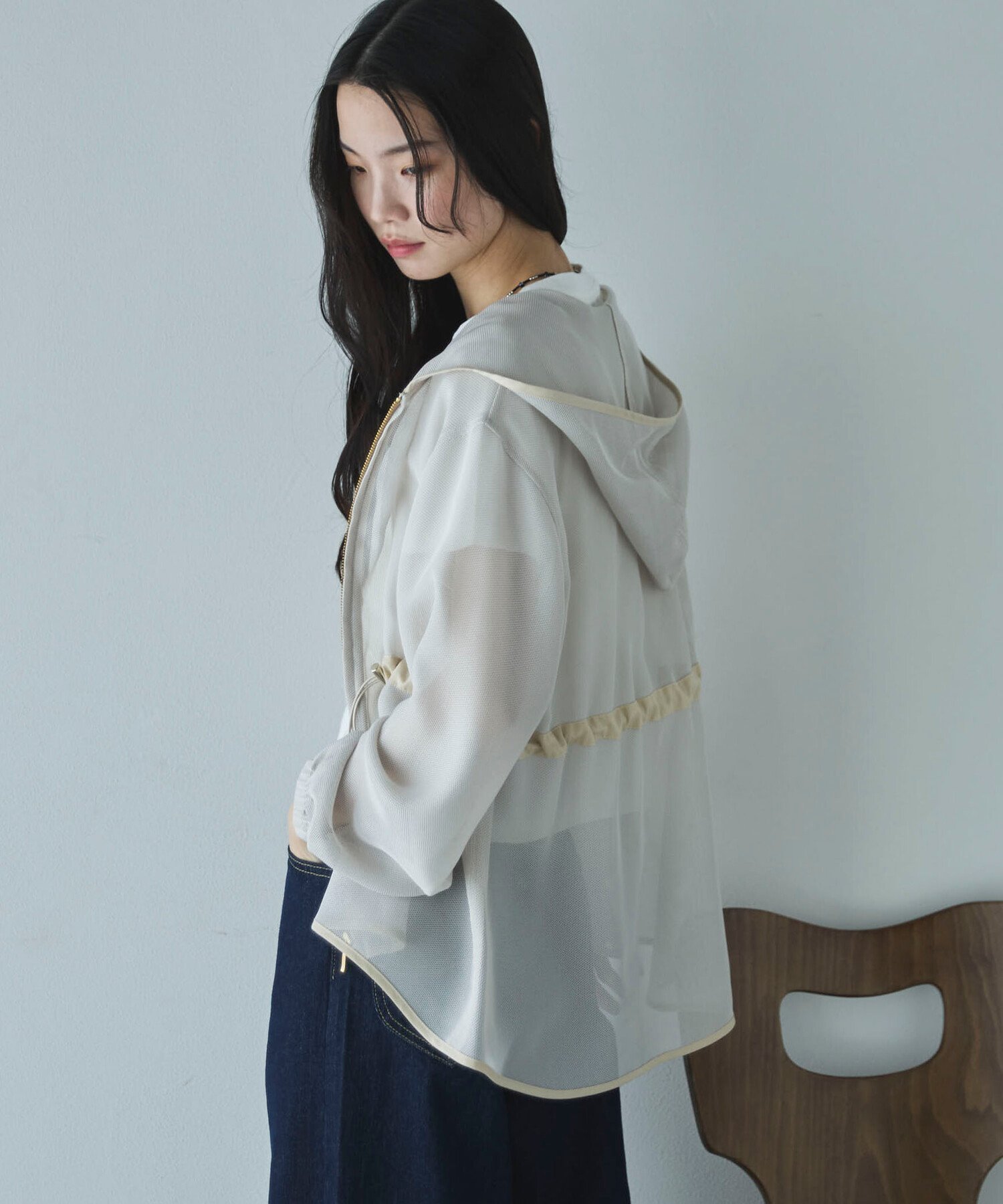 【ドゥ アルシーヴ/Doux archives】のウエストドロストメッシュパーカー インテリア・キッズ・メンズ・レディースファッション・服の通販 founy(ファニー) 　ファッション　Fashion　レディースファッション　Fashion for Women　トップス・カットソー　Cut & Sew Tops　レディースパーカー・カジュアルフーディー　Casual Hoodies & Sweatshirts　おすすめ　Recommended / Our Picks　インナー　Innerwear　シアー　Sheer, See-Through　ビーチ　Beach, Seaside　メッシュ　Mesh, Net Fabric　エレガント 上品　Elegant　夏　Summer　BEIGE|ID: prp329100004933512 ipo3291000000037030046