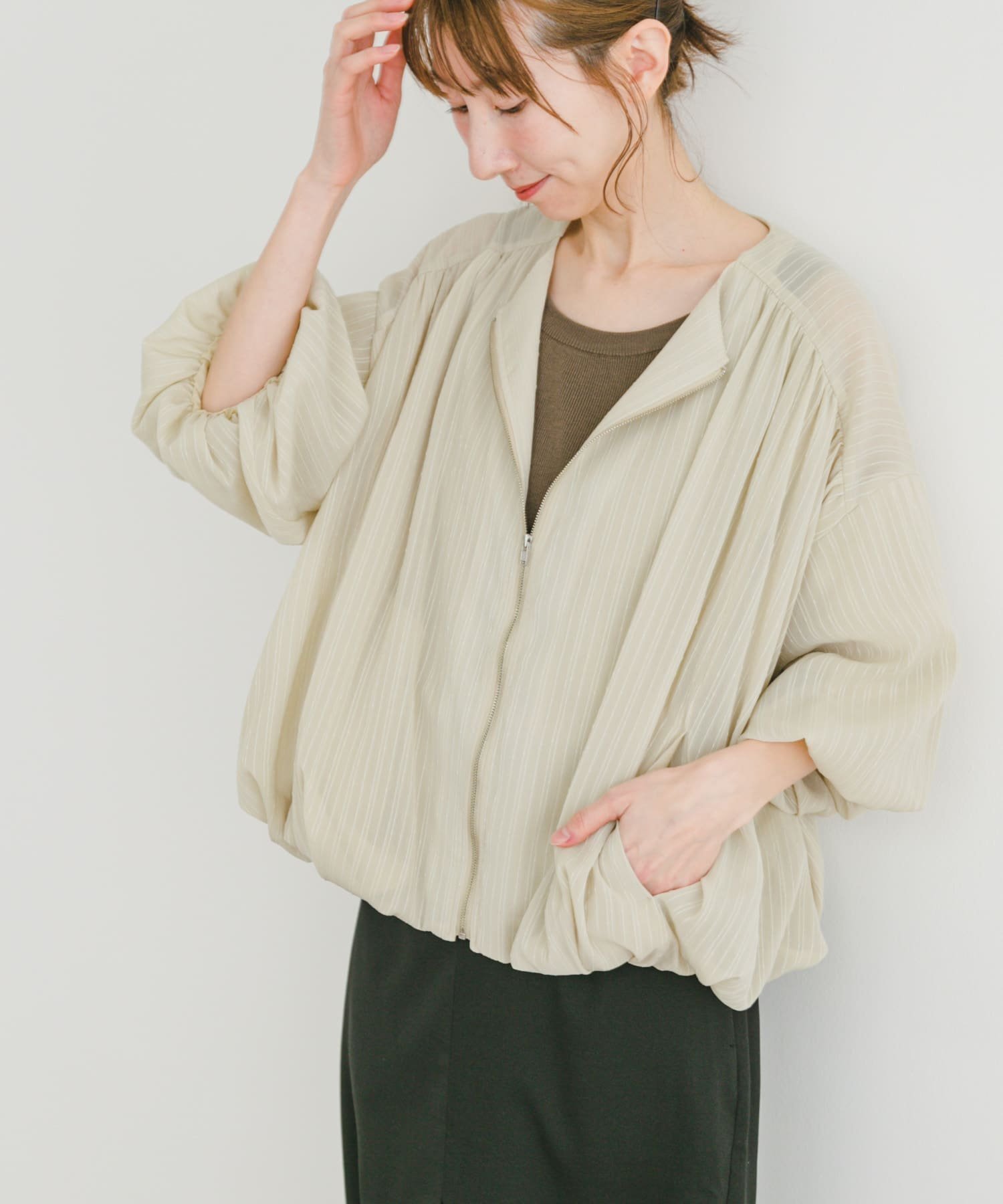 【アイテムズアーバンリサーチ/ITEMS URBAN RESEARCH】のバルーンスリーブブルゾン インテリア・キッズ・メンズ・レディースファッション・服の通販 founy(ファニー) 　ファッション　Fashion　レディースファッション　Fashion for Women　アウター　Coat / Outerwear Collection　ブルゾンジャケット・スポーティアウター　Blouson Jackets　2025年　2025　2025春夏・S/S　Spring/Summer 2025 SS25　スリーブ　Sleeve, Long Sleeve / Short Sleeve　バルーン　Balloon, Balloon Silhouette　エレガント 上品　Elegant　夏　Summer　春　Spring　S/S・春夏　SS, Spring/Summer, Warm Season　Y.BEG|ID: prp329100004933530 ipo3291000000037030126