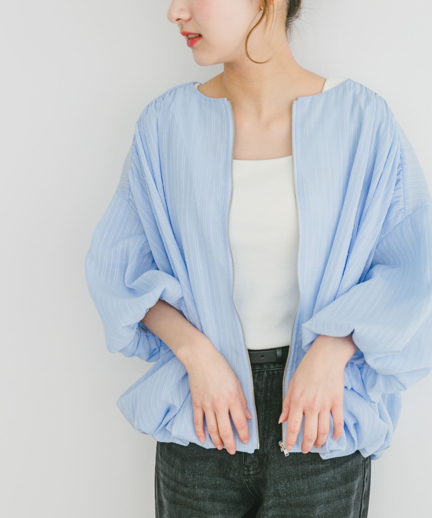 【アイテムズアーバンリサーチ/ITEMS URBAN RESEARCH】のバルーンスリーブブルゾン インテリア・キッズ・メンズ・レディースファッション・服の通販 founy(ファニー) 　ファッション　Fashion　レディースファッション　Fashion for Women　アウター　Coat / Outerwear Collection　ブルゾンジャケット・スポーティアウター　Blouson Jackets　2025年　2025　2025春夏・S/S　Spring/Summer 2025 SS25　スリーブ　Sleeve, Long Sleeve / Short Sleeve　バルーン　Balloon, Balloon Silhouette　エレガント 上品　Elegant　夏　Summer　春　Spring　S/S・春夏　SS, Spring/Summer, Warm Season　BLU|ID: prp329100004933530 ipo3291000000037030127