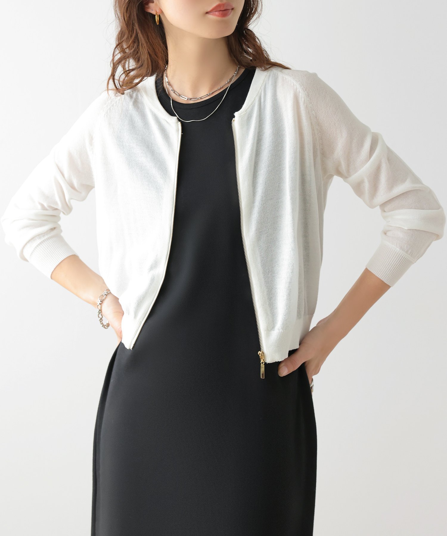 【ラジュール/Lajour】のゴールドジップ シアーブルゾン インテリア・キッズ・メンズ・レディースファッション・服の通販 founy(ファニー) 　ファッション　Fashion　レディースファッション　Fashion for Women　アウター　Coat / Outerwear Collection　ブルゾンジャケット・スポーティアウター　Blouson Jackets　2026年　2026　アクリル　Acrylic Material　キャミ　Camisole, Cami Top　シアー　Sheer, See-Through　ショート　Short, Short Length　タンク　Tank Top, Sleeveless Top　トレンド　Trend, Trending Now　バランス　Balance, Style Balance　フロント　Front, Front Design　ブルゾン　Blouson, Bomber Jacket　エレガント 上品　Elegant　夏　Summer　春　Spring　S/S・春夏　SS, Spring/Summer, Warm Season　ホワイト|ID: prp329100004933533 ipo3291000000037030139