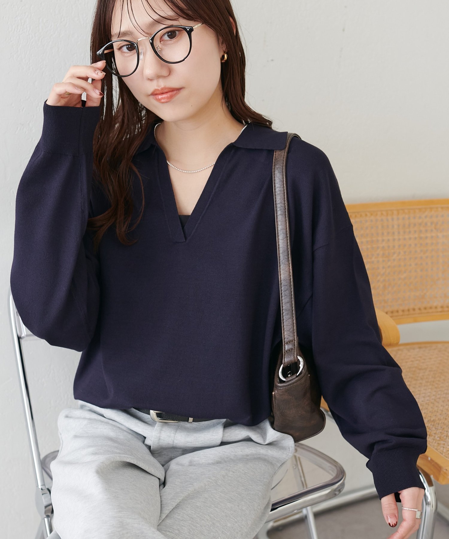 【ディスコート/Discoat】のモチモチスキッパープルオーバー 人気、トレンドファッション・服の通販 founy(ファニー) 　ファッション　Fashion　レディースファッション　Fashion for Women　トップス・カットソー　Cut & Sew Tops　カジュアルプルオーバー・ニットトップス　Pullovers & Knit Tops / Casual Pullovers　インナー　Innerwear　サンダル　Sandals, Summer Shoes　ショルダー　Shoulder, Shoulder Strap　スキッパー　Skipper, Open Collar　スニーカー　Sneakers, Trainers　スポーティ　Sporty, Casual Athletic　スラックス　Slacks, Dress Pants　とろみ　Fluid, Flowy Fabric　デコルテ　Décolleté, Neckline　デニム　Denim, Jeans Material　ドロップ　Drop Shoulder, Dropped Style　フェミニン　Feminine, Girly　フレア　Flare, Flared　リラックス　Relax, Relaxed Fit　おすすめ　Recommended / Our Picks　エレガント 上品　Elegant　 other-1|ID: prp329100004933543 ipo3291000000037030194