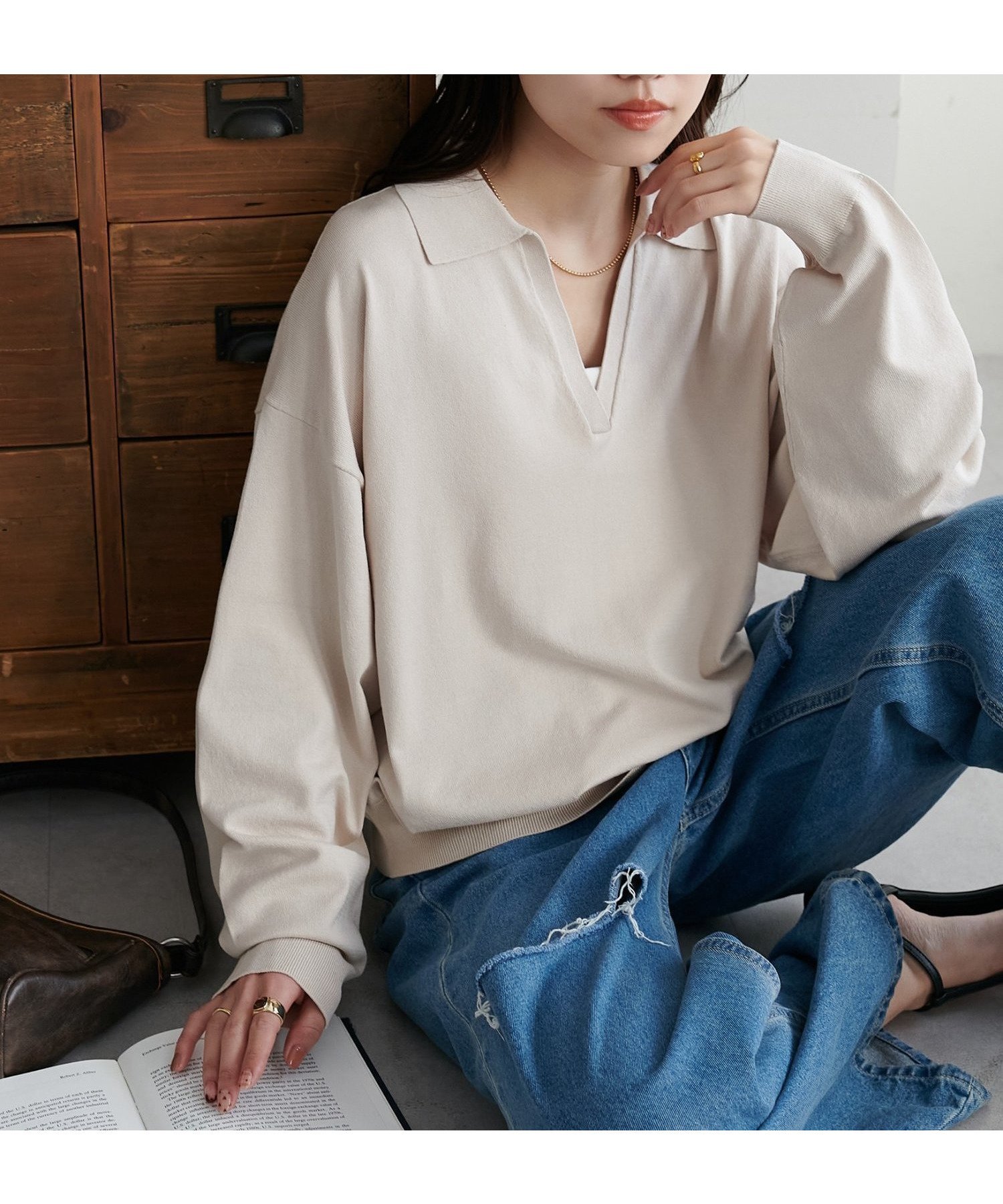 【ディスコート/Discoat】のモチモチスキッパープルオーバー インテリア・キッズ・メンズ・レディースファッション・服の通販 founy(ファニー) 　ファッション　Fashion　レディースファッション　Fashion for Women　トップス・カットソー　Cut & Sew Tops　カジュアルプルオーバー・ニットトップス　Pullovers & Knit Tops / Casual Pullovers　インナー　Innerwear　サンダル　Sandals, Summer Shoes　ショルダー　Shoulder, Shoulder Strap　スキッパー　Skipper, Open Collar　スニーカー　Sneakers, Trainers　スポーティ　Sporty, Casual Athletic　スラックス　Slacks, Dress Pants　とろみ　Fluid, Flowy Fabric　デコルテ　Décolleté, Neckline　デニム　Denim, Jeans Material　ドロップ　Drop Shoulder, Dropped Style　フェミニン　Feminine, Girly　フレア　Flare, Flared　リラックス　Relax, Relaxed Fit　おすすめ　Recommended / Our Picks　エレガント 上品　Elegant　ライトベージュ|ID: prp329100004933543 ipo3291000000037030196