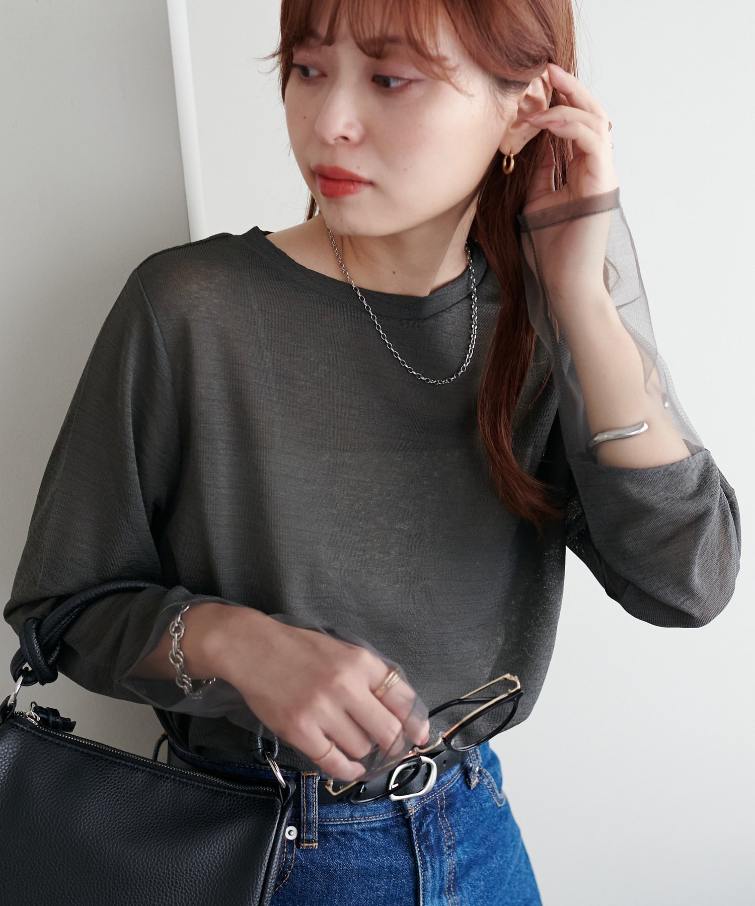 【ディスコート/Discoat】の【新色追加!/全16色展開】シアー袖切替プルオーバー≪WEB限定≫ インテリア・キッズ・メンズ・レディースファッション・服の通販 founy(ファニー) 　ファッション　Fashion　レディースファッション　Fashion for Women　トップス・カットソー　Cut & Sew Tops　カジュアルプルオーバー・ニットトップス　Pullovers & Knit Tops / Casual Pullovers　インナー　Innerwear　シアー　Sheer, See-Through　シンプル　Simple, Minimal　ジャケット　Jacket, Outerwear　スリット　Slit, Slit Detail　切替　Switching, Contrast Panel　チャコールグレー|ID: prp329100004933560 ipo3291000000037030316