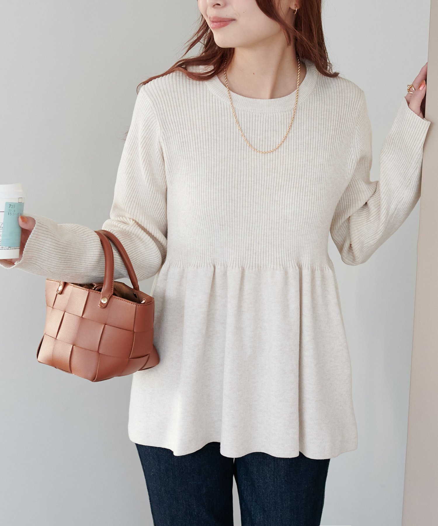 【ディスコート/Discoat】の《新色追加/リバイバル》【WEB限定】リブ切替ペプラムプルオーバー インテリア・キッズ・メンズ・レディースファッション・服の通販 founy(ファニー) 　ファッション　Fashion　レディースファッション　Fashion for Women　トップス・カットソー　Cut & Sew Tops　カジュアルプルオーバー・ニットトップス　Pullovers & Knit Tops / Casual Pullovers　アクセサリー　Fashion Accessories　切替　Switching, Contrast Panel　スリム　Slim, Slim Fit　とろみ　Fluid, Flowy Fabric　タイトスカート　Pencil Skirt, Tight Skirt　デニム　Denim, Jeans Material　トレンド　Trend, Trending Now　フレア　Flare, Flared　ペプラム　Peplum, Flared Hem　ボトム　Bottoms, Lower Wear　レギンス　Leggings, Stretch Pants　A/W・秋冬　Autumn/Winter　おすすめ　Recommended / Our Picks　アイボリー|ID: prp329100004933563 ipo3291000000037030338