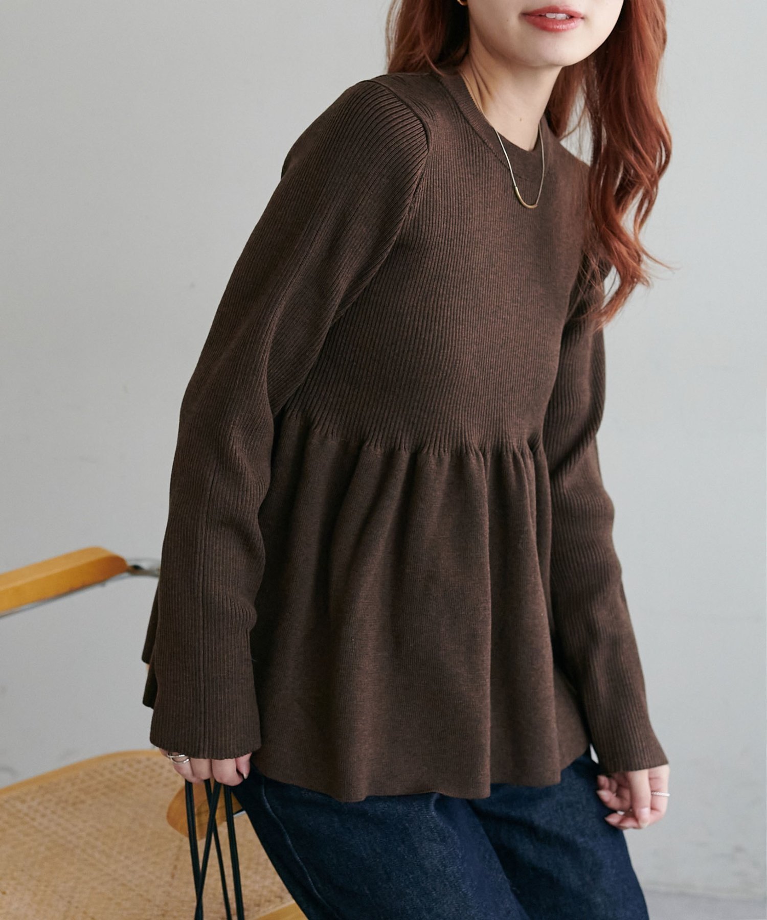 【ディスコート/Discoat】の《新色追加/リバイバル》【WEB限定】リブ切替ペプラムプルオーバー インテリア・キッズ・メンズ・レディースファッション・服の通販 founy(ファニー) 　ファッション　Fashion　レディースファッション　Fashion for Women　トップス・カットソー　Cut & Sew Tops　カジュアルプルオーバー・ニットトップス　Pullovers & Knit Tops / Casual Pullovers　アクセサリー　Fashion Accessories　切替　Switching, Contrast Panel　スリム　Slim, Slim Fit　とろみ　Fluid, Flowy Fabric　タイトスカート　Pencil Skirt, Tight Skirt　デニム　Denim, Jeans Material　トレンド　Trend, Trending Now　フレア　Flare, Flared　ペプラム　Peplum, Flared Hem　ボトム　Bottoms, Lower Wear　レギンス　Leggings, Stretch Pants　A/W・秋冬　Autumn/Winter　おすすめ　Recommended / Our Picks　ブラウン|ID: prp329100004933563 ipo3291000000037030344