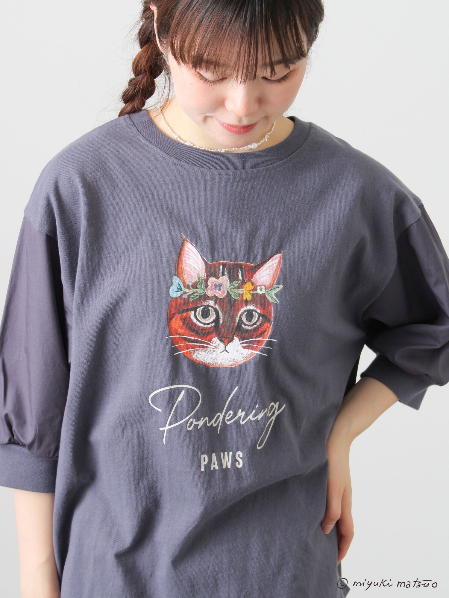 【サマンサモスモス/Samansa Mos2】の【miyuki matsuo*Samansa Mos2】別布切替T インテリア・キッズ・メンズ・レディースファッション・服の通販 founy(ファニー) 　ファッション　Fashion　レディースファッション　Fashion for Women　イラスト　Illustration　ギャザー　Gathered, Ruffled　切替　Switching, Contrast Panel　猫　Cat, Kitty　ネイビー|ID: prp329100004933574 ipo3291000000037030412