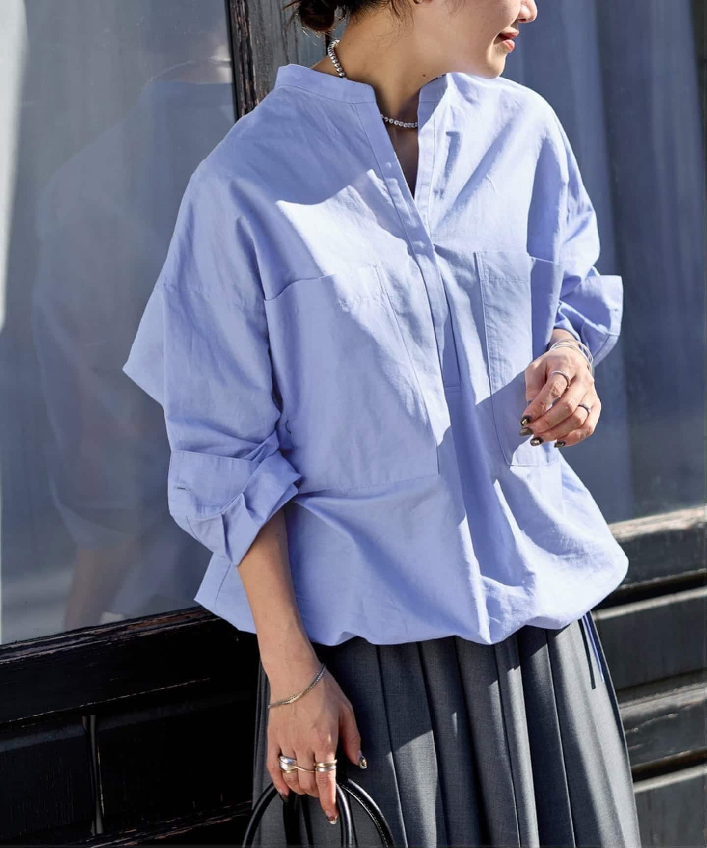 【ジャーナルスタンダード/JOURNAL STANDARD】の《追加2》ハードマンズリネンコットンスキッパーシャツ インテリア・キッズ・メンズ・レディースファッション・服の通販 founy(ファニー) 　ファッション　Fashion　レディースファッション　Fashion for Women　トップス・カットソー　Cut & Sew Tops　シャツ・ブラウス・オフィスカジュアル　Elegant Blouses & Button-Ups　インナー　Innerwear　スキッパー　Skipper, Open Collar　ブラウジング　Blouson Silhouette, Cinched Waist　ポケット　Pocket, Pocket Detail　リネン　Linen, Linen Fabric　エレガント 上品　Elegant　ブルー A|ID: prp329100004933576 ipo3291000000037030422