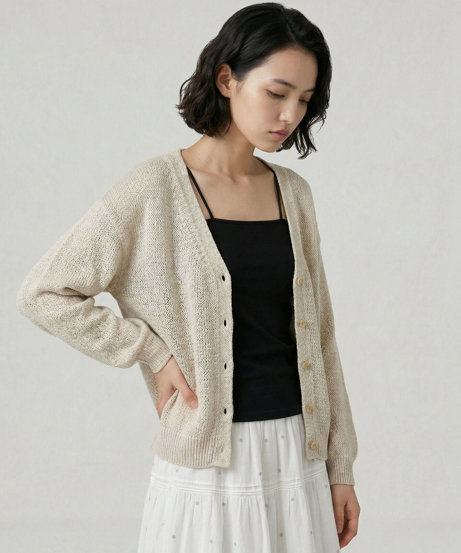 【グローバルワーク/GLOBAL WORK】のペーパーヤーンニットカーディガン長袖/646688 インテリア・キッズ・メンズ・レディースファッション・服の通販 founy(ファニー) 　ファッション　Fashion　レディースファッション　Fashion for Women　トップス・カットソー　Cut & Sew Tops　ニット　Knit Tops & Sweaters　カーディガン・羽織り　Layered Style Cardigans　おすすめ　Recommended / Our Picks　アンティーク　Antique-Inspired　カーディガン　Cardigan, Knitwear　サマー　Summer, Summer Style　ストール　Stole, Wrap　デニム　Denim, Jeans Material　メッシュ　Mesh, Net Fabric　夏　Summer　旅行　Travel　羽織　Haori, Light Jacket　軽量　Lightweight, Ultra Light　長袖　Long Sleeve, Full Sleeve　ナチュラル51|ID: prp329100004933581 ipo3291000000037030440