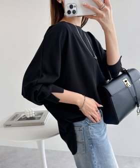 【アンドミー/andme】の梨地ポンチ ドルマン ブラウス 人気、トレンドファッション・服の通販 founy(ファニー) ファッション Fashion レディースファッション Fashion for Women トップス・カットソー Cut & Sew Tops シャツ・ブラウス・オフィスカジュアル Elegant Blouses & Button-Ups 洗える Machine Washable カットソー Cut and Sewn Top ジョーゼット Georgette, Semi-Sheer Fabric スリット Slit, Slit Detail 楽ちん Easy Fit, Comfortable エレガント 上品 Elegant |ID:prp329100004933602