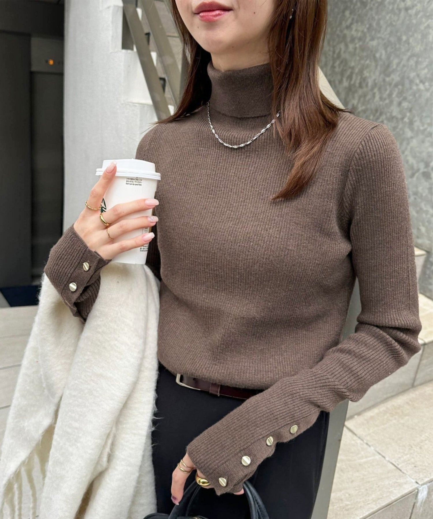 【ディスコート/Discoat】の【新色追加!】リブ袖口ボタンタートル《WEB限定カラーあり》 インテリア・キッズ・メンズ・レディースファッション・服の通販 founy(ファニー) 　ファッション　Fashion　レディースファッション　Fashion for Women　トップス・カットソー　Cut & Sew Tops　おすすめ　Recommended / Our Picks　インナー　Innerwear　ジャケット　Jacket, Outerwear　スラックス　Slacks, Dress Pants　タートル　Turtleneck, Turtle Collar　タートルネック　Turtleneck, High Neck　デニム　Denim, Jeans Material　フィット　Fit, Slim Fit　ベスト　Vest, Waistcoat　ブラウンその他1|ID: prp329100004933607 ipo3291000000037030607