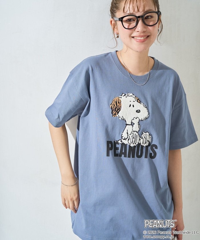 【フリークスストア/FREAK'S STORE】の限定展開 別注/PEANUTS/ピーナッツ サガラ刺繍半袖Tシャツ インテリア・キッズ・メンズ・レディースファッション・服の通販 founy(ファニー) 　ファッション　Fashion　レディースファッション　Fashion for Women　トップス・カットソー　Cut & Sew Tops　シャツ・ブラウス・オフィスカジュアル　Elegant Blouses & Button-Ups　ロングTシャツ・Tシャツ　Longline T-Shirts & Tees　2026年　2026　シンプル　Simple, Minimal　スペシャル　Special, Limited Edition　フロント　Front, Front Design　プリント　Print, Printed Pattern　ベーシック　Basic, Essential　ラバー　Rubber, Rubber Sole　別注　Limited Edition, Custom Order　半袖　Short Sleeve, Half Sleeve　夏　Summer　S/S・春夏　SS, Spring/Summer, Warm Season　ブルー|ID: prp329100004933637 ipo3291000000037030789