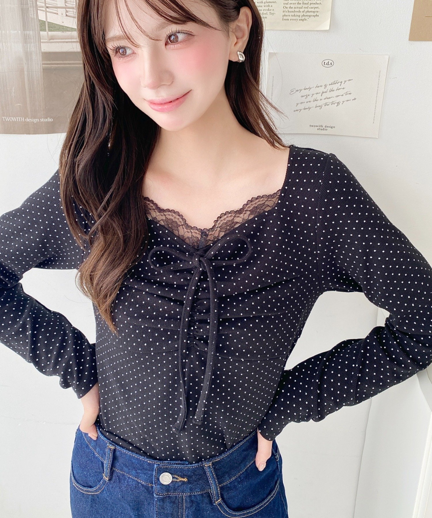 【モーメントプラス/moment+ / MEN】の無地*ドット*花柄フロントレースギャザーリボン長袖トップス インテリア・キッズ・メンズ・レディースファッション・服の通販 founy(ファニー) 　ファッション　Fashion　メンズファッション　Fashion for Men　トップス・カットソー　Cut & Sew Tops　イエロー　Yellow　カットソー　Cut and Sewn Top　ガーリー　Girly, Feminine Style　ギャザー　Gathered, Ruffled　シューズ　Shoes, Footwear　シンプル　Simple, Minimal　スラックス　Slacks, Dress Pants　ダウン　Down, Puffer　デニム　Denim, Jeans Material　トレンド　Trend, Trending Now　ドット　Polka Dot, Dot Pattern　なめらか　Smooth, Silky Texture　長袖　Long Sleeve, Full Sleeve　ハーフ　Half, Half-Length　バレエ　Ballet, Ballet Style　フィット　Fit, Slim Fit　フェミニン　Feminine, Girly　フレア　Flare, Flared　フロント　Front, Front Design　ベーシック　Basic, Essential　ボトム　Bottoms, Lower Wear　ミニスカート　Mini Skirt, Short Skirt　無地　Plain, Solid Color　リボン　Ribbon, Bow　レース　Lace, Lace Fabric　A/W・秋冬　Autumn/Winter　再入荷　Restock / Back in Stock　ブラック系その他|ID: prp329100004933638 ipo3291000000037030795