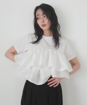 【リアン/Lian】のシャイニーフリルTシャツ 大人の最旬トレンドファッション＆コーディネート founy(ファウニー) ファッション Fashion レディースファッション Fashion for Women トップス・カットソー Cut & Sew Tops シャツ・ブラウス・オフィスカジュアル Elegant Blouses & Button-Ups ロングTシャツ・Tシャツ Longline T-Shirts & Tees ドッキング Docking, Mixed Material フリル Frill, Ruffle |ID:prp329100004933640