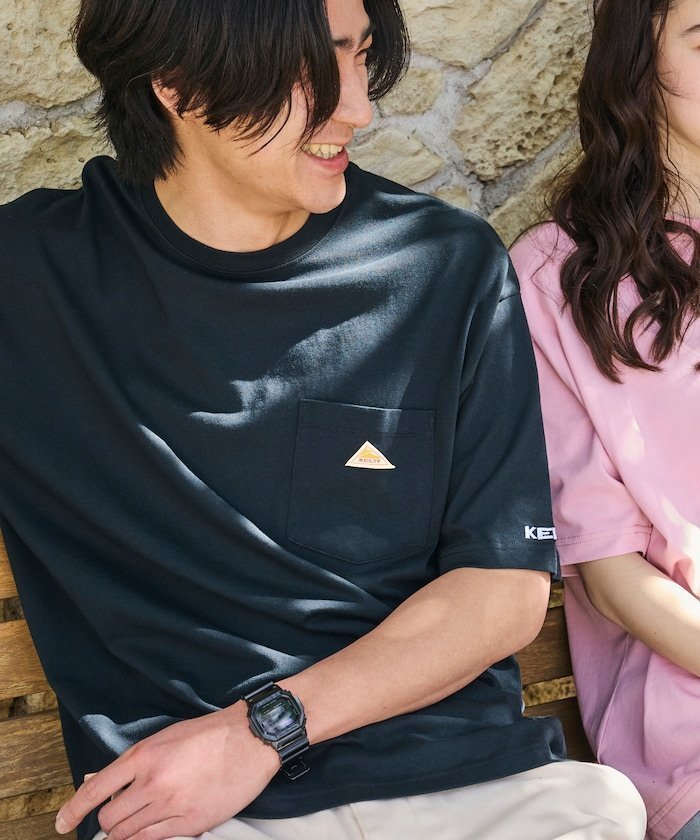 【フリークスストア/FREAK'S STORE】のKELTY×FREAK S STORE/ケルティ 別注 ワンポイント ヴィンテージロゴ クルーネック ポケットTシャツ 【限定展開】 インテリア・キッズ・メンズ・レディースファッション・服の通販 founy(ファニー) 　ファッション　Fashion　レディースファッション　Fashion for Women　トップス・カットソー　Cut & Sew Tops　シャツ・ブラウス・オフィスカジュアル　Elegant Blouses & Button-Ups　ロングTシャツ・Tシャツ　Longline T-Shirts & Tees　インナー　Innerwear　カーゴパンツ　Cargo Pants, Utility Pants　吸水　Absorbent, Quick-Dry　スラックス　Slacks, Dress Pants　デニム　Denim, Jeans Material　トレンド　Trend, Trending Now　定番　Standard, Basic Item　バランス　Balance, Style Balance　ビッグ　Big, Oversized　ポケット　Pocket, Pocket Detail　別注　Limited Edition, Custom Order　ワイド　Wide, Wide Fit　ワンポイント　One Point, Statement Accent　S/S・春夏　SS, Spring/Summer, Warm Season　おすすめ　Recommended / Our Picks　夏　Summer　2026年　2026　ブラック|ID: prp329100004933657 ipo3291000000037030903