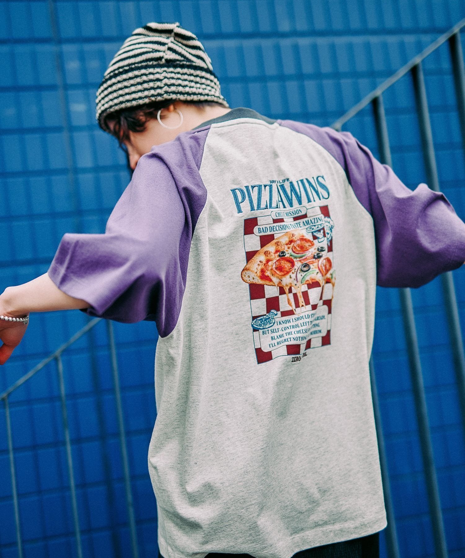 【ニコアンド/niko and】のハイカロリーラグランTシャツ インテリア・キッズ・メンズ・レディースファッション・服の通販 founy(ファニー) 　ファッション　Fashion　レディースファッション　Fashion for Women　トップス・カットソー　Cut & Sew Tops　シャツ・ブラウス・オフィスカジュアル　Elegant Blouses & Button-Ups　ロングTシャツ・Tシャツ　Longline T-Shirts & Tees　おすすめ　Recommended / Our Picks　キャップ　Cap, Baseball Cap　グラフィック　Graphic, Graphic Design　スニーカー　Sneakers, Trainers　デニム　Denim, Jeans Material　フレアースカート　Flared Skirt, A-Line Skirt　プリント　Print, Printed Pattern　ルーズ　Loose, Oversized　パープル|ID: prp329100004933660 ipo3291000000037030922