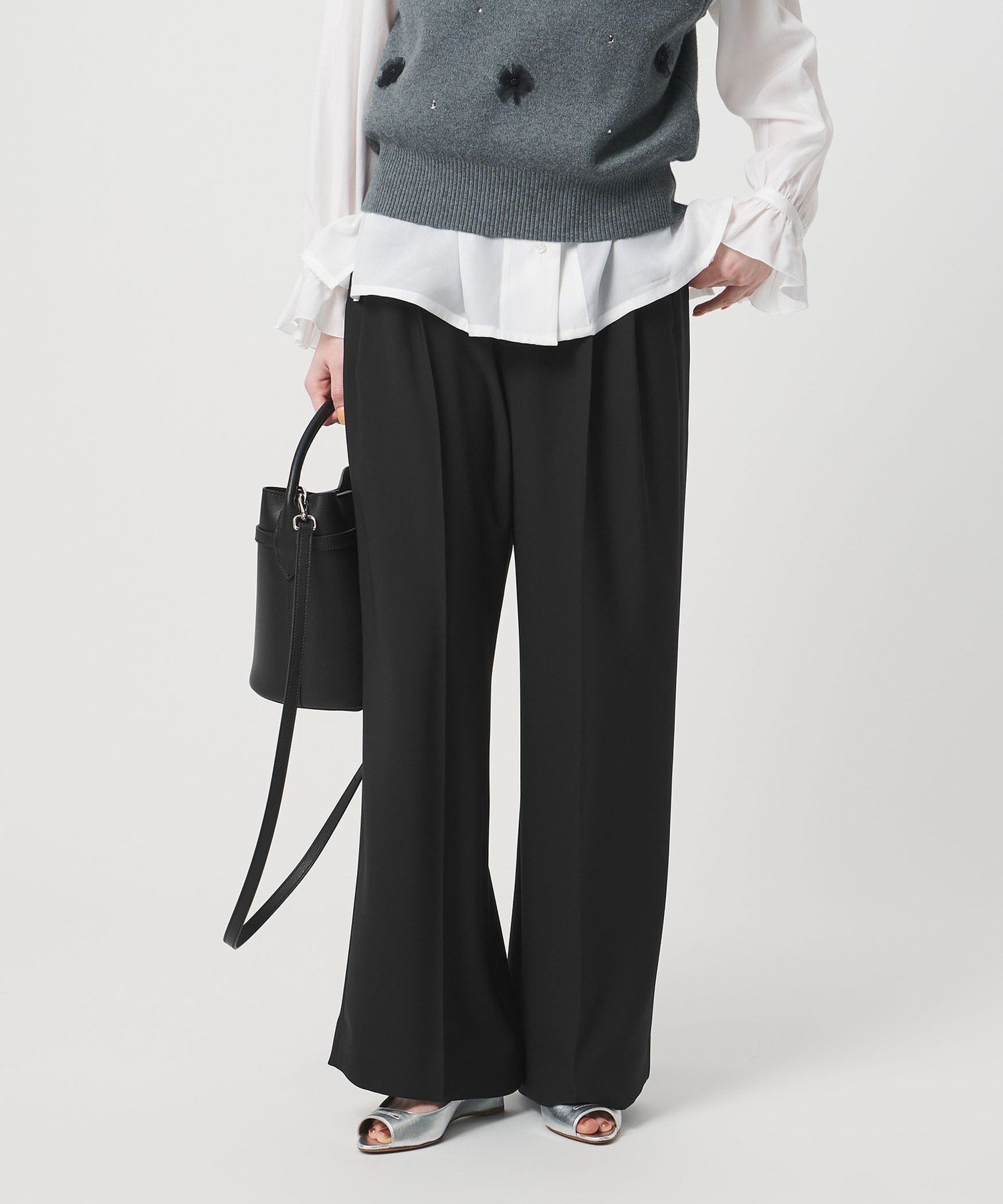 【ユナイテッドアローズ/UNITED ARROWS】のP 2タック ワイドパンツ -吸水速乾 帯電防止 接触冷感 ウォッシャブル- インテリア・キッズ・メンズ・レディースファッション・服の通販 founy(ファニー) 　ファッション　Fashion　レディースファッション　Fashion for Women　パンツ　Pants & Trousers　ウォッシャブル　Machine Washable　エレガント 上品　Elegant　吸水　Absorbent, Quick-Dry　ジャケット　Jacket, Outerwear　スウェット / スエット　Sweatshirt, Sweatwear　ストレート　Straight, Straight Cut　ドレープ　Drape, Draping Fabric　フィット　Fit, Slim Fit　リラックス　Relax, Relaxed Fit　ワイド　Wide, Wide Fit　BLACK|ID: prp329100004933678 ipo3291000000037031004